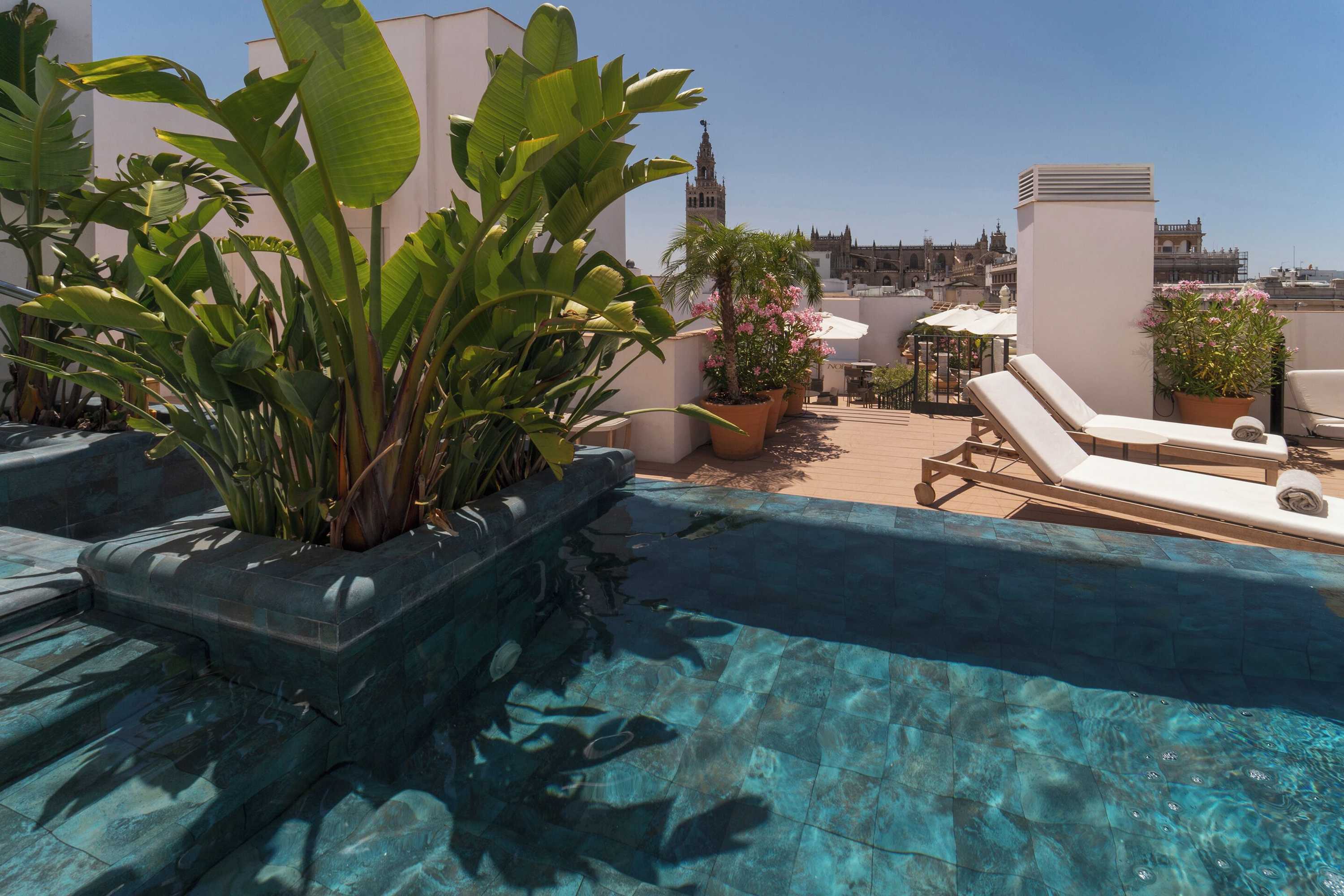 Gift card for Mercer Plaza Sevilla 5 GL Gift card for Mercer Plaza Sevilla 5 GL