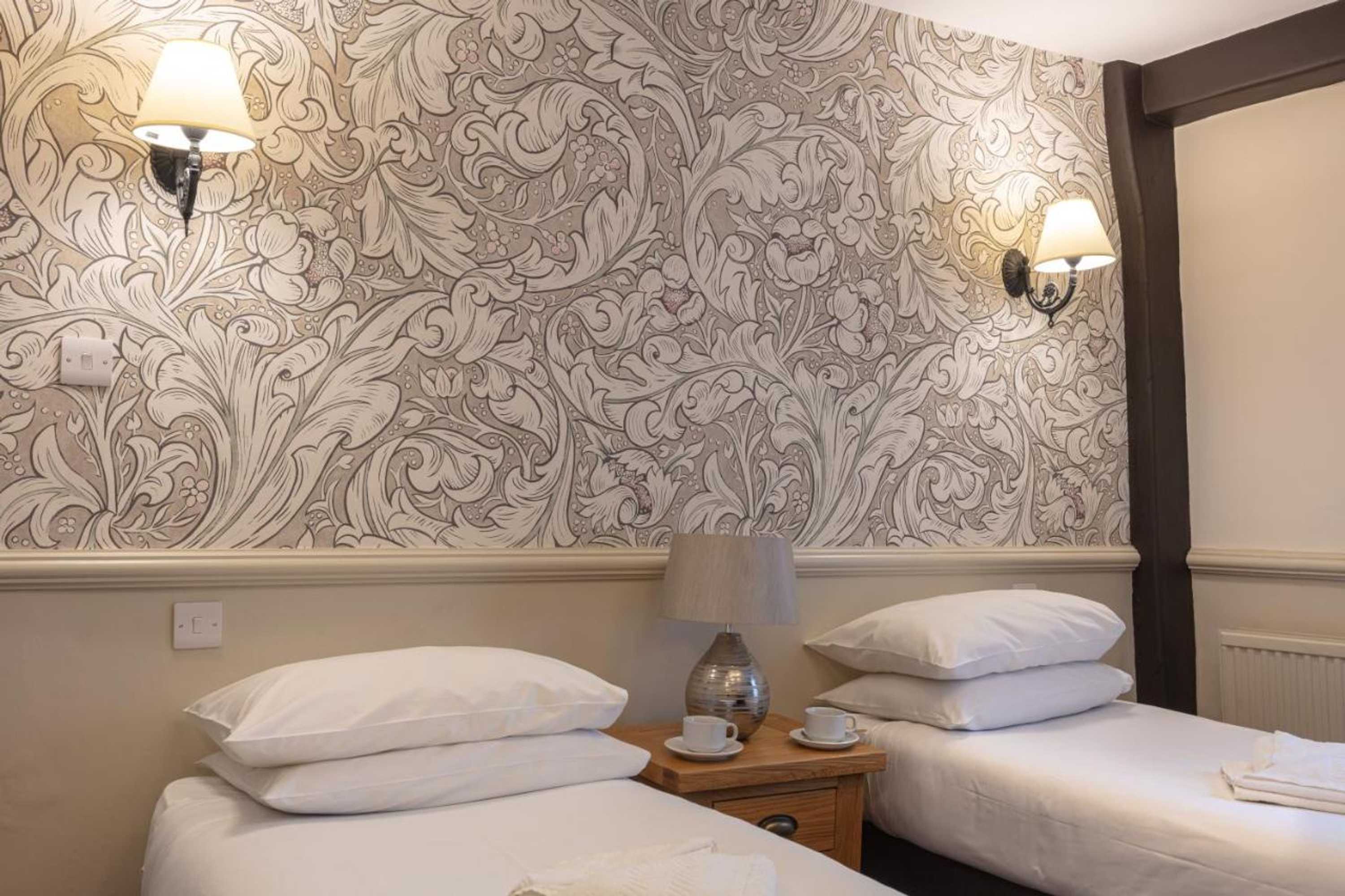 Gift card for The New Inn by Roomsbooked Gift card for The New Inn by Roomsbooked