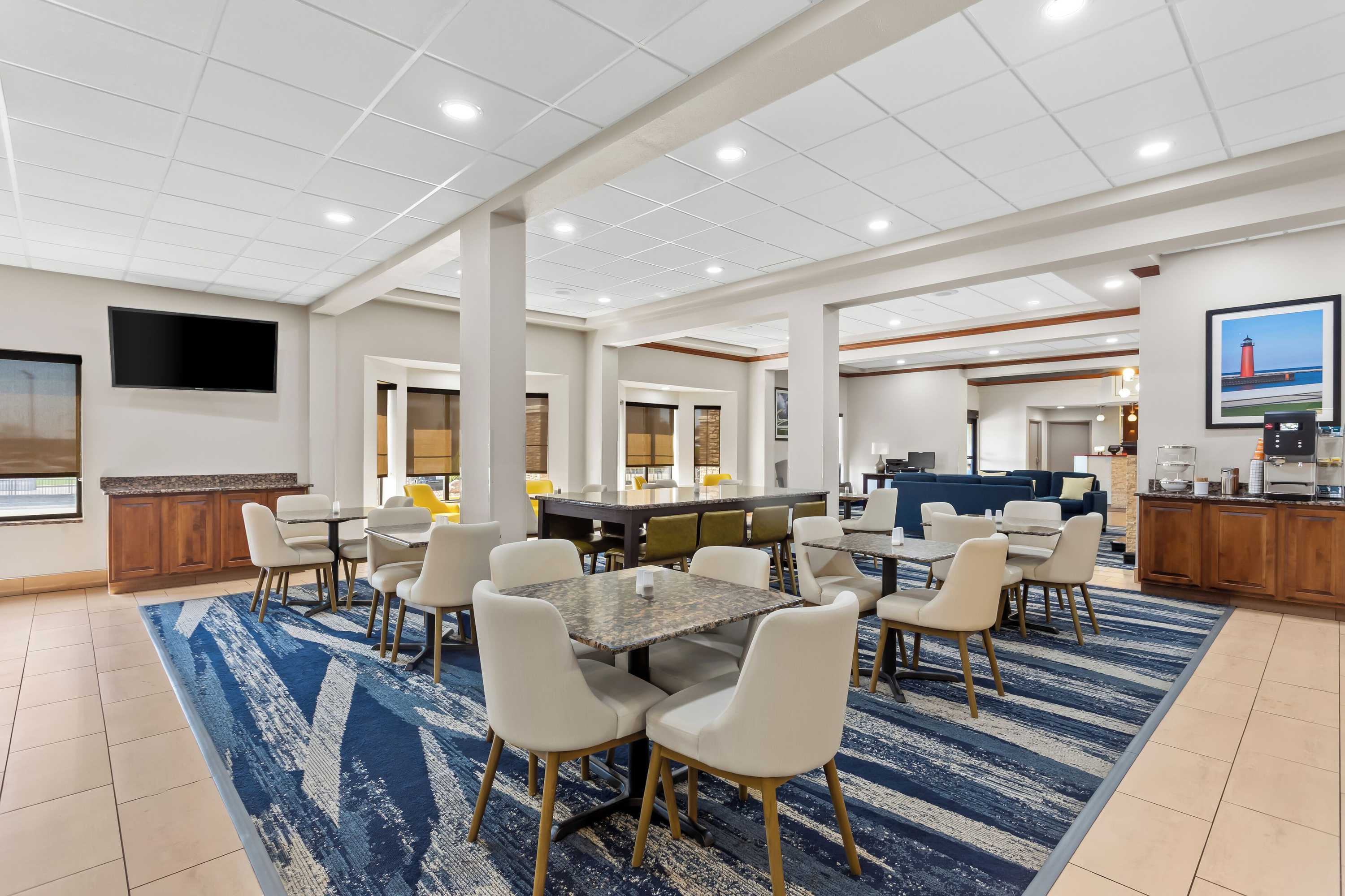 Gift card for Comfort Inn & Suites Kenosha-Pleasant Prairie