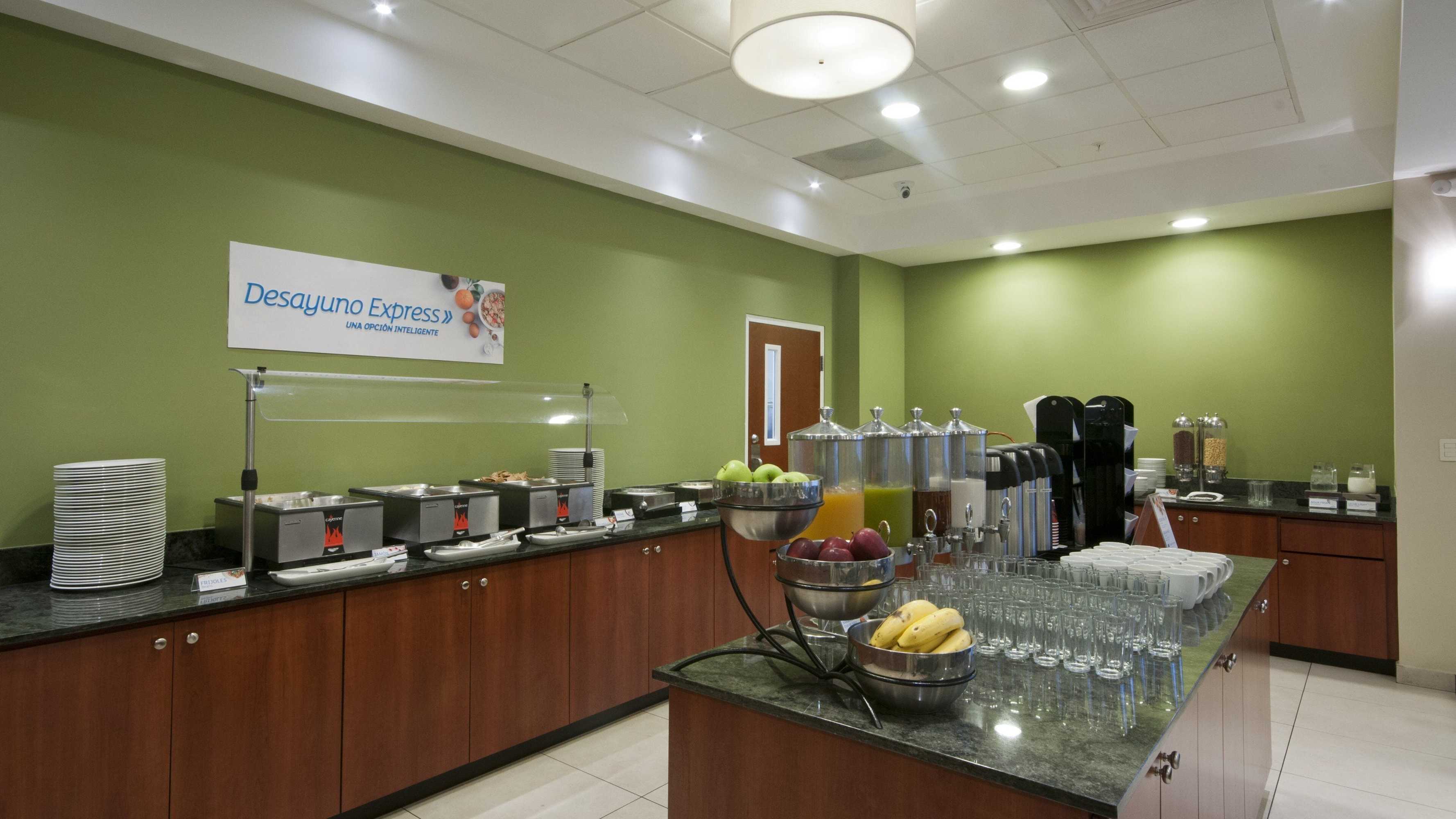 Gift card for Holiday Inn Express Veracruz Boca Del Rio by Ihg Gift card for Holiday Inn Express Veracruz Boca Del Rio by Ihg