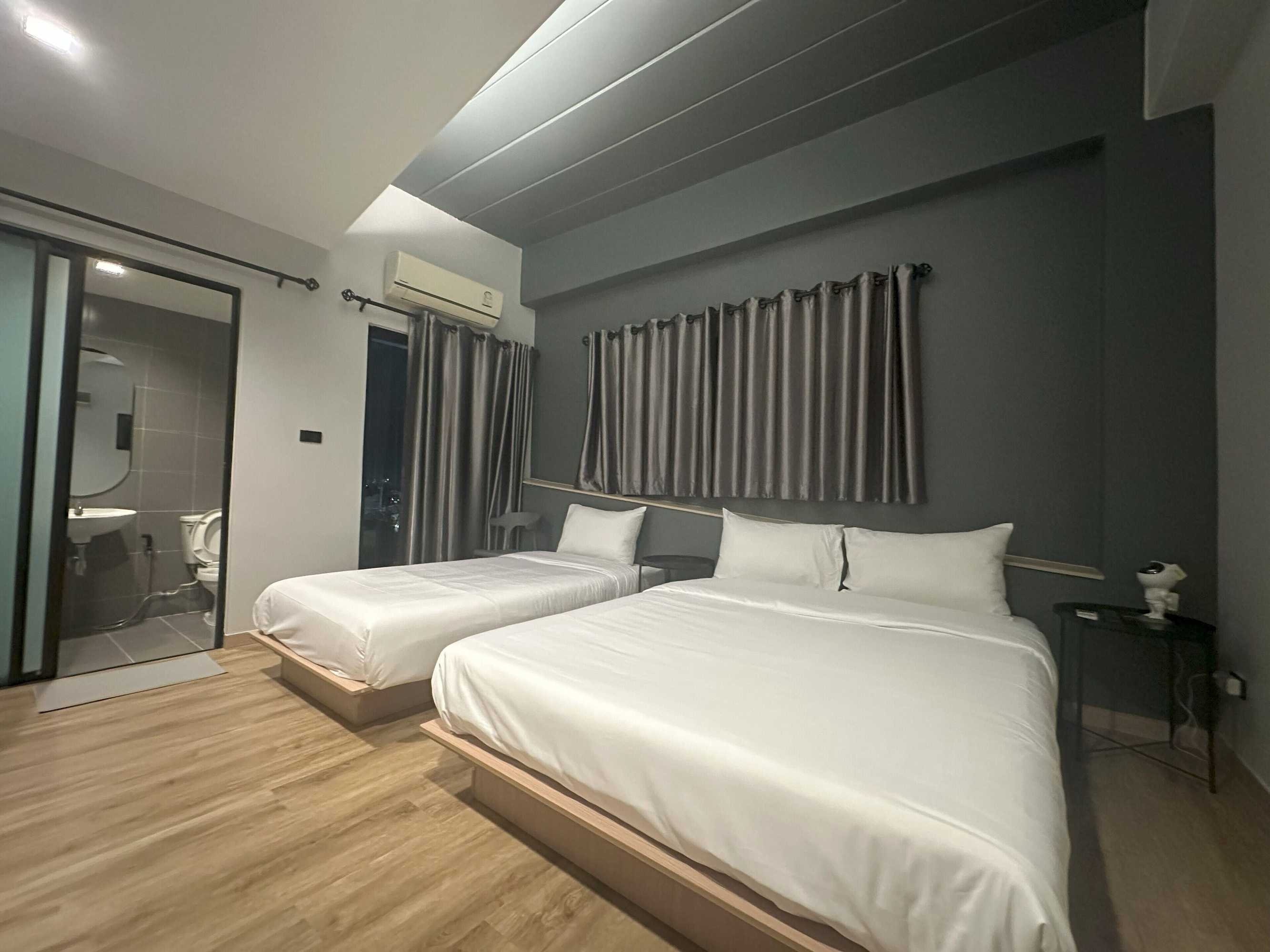 Gift card for Bedroom at Suvarnabhumi Airport Gift card for Bedroom at Suvarnabhumi Airport