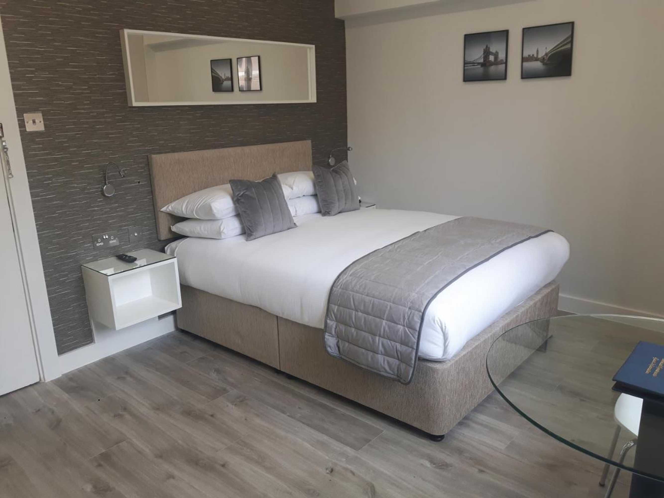 Gift card for Chelsea Cloisters Serviced Apartments Gift card for Chelsea Cloisters Serviced Apartments