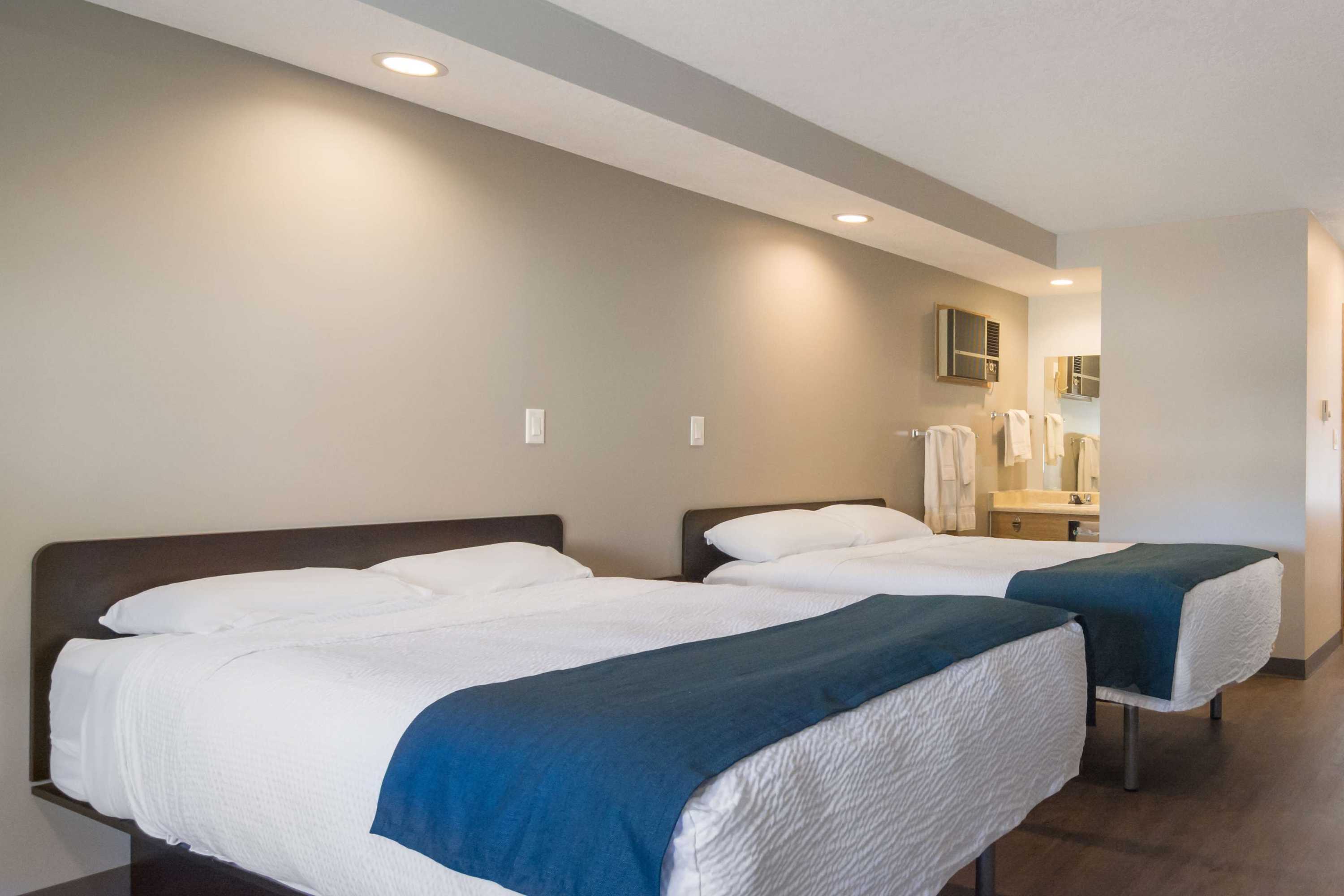 Gift card for Motel 6 Saanichton, BC - Victoria Airport Gift card for Motel 6 Saanichton, BC - Victoria Airport