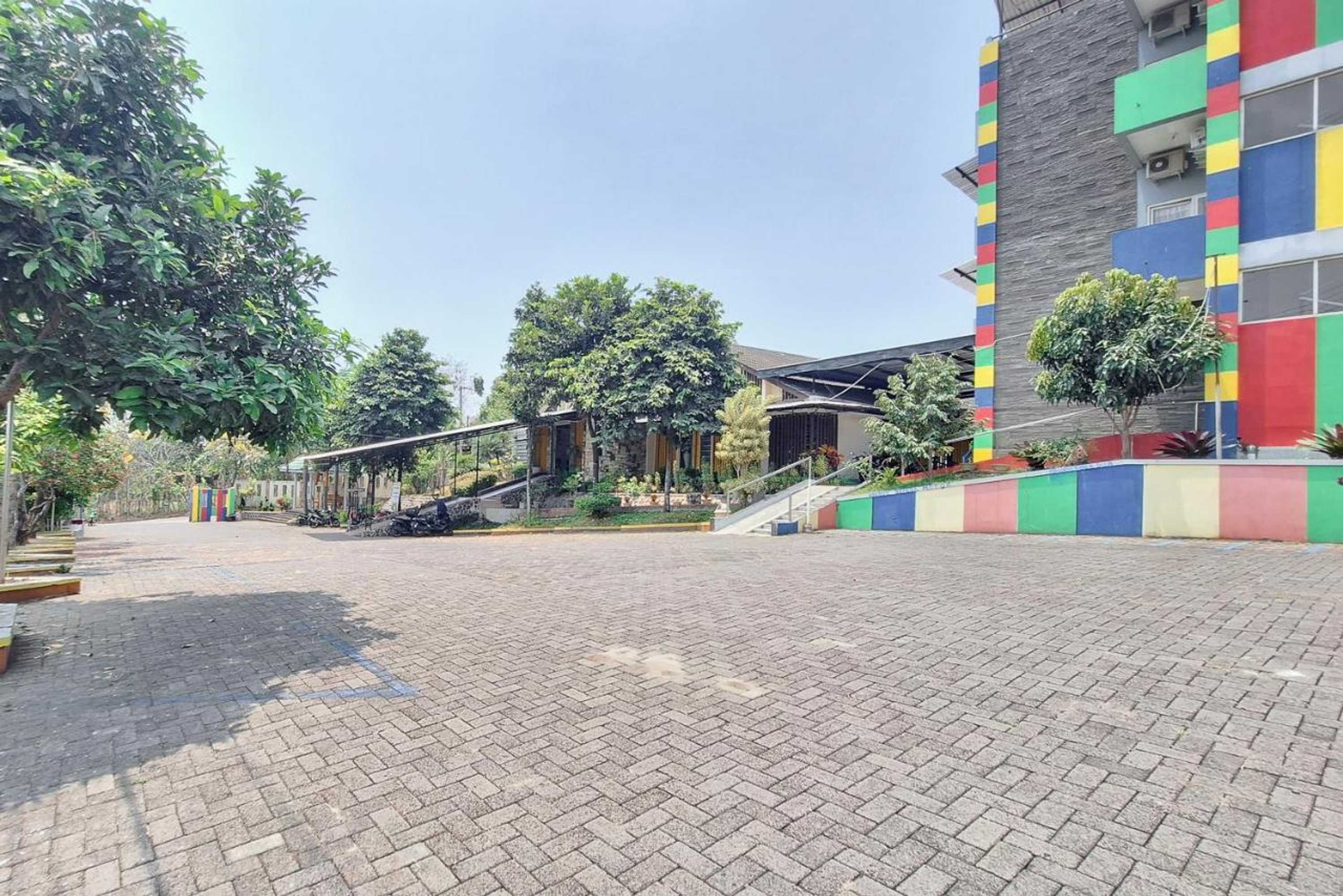 Gift card for Papa Kana Farm Mitra Reddoorz At Pacet Mojokerto