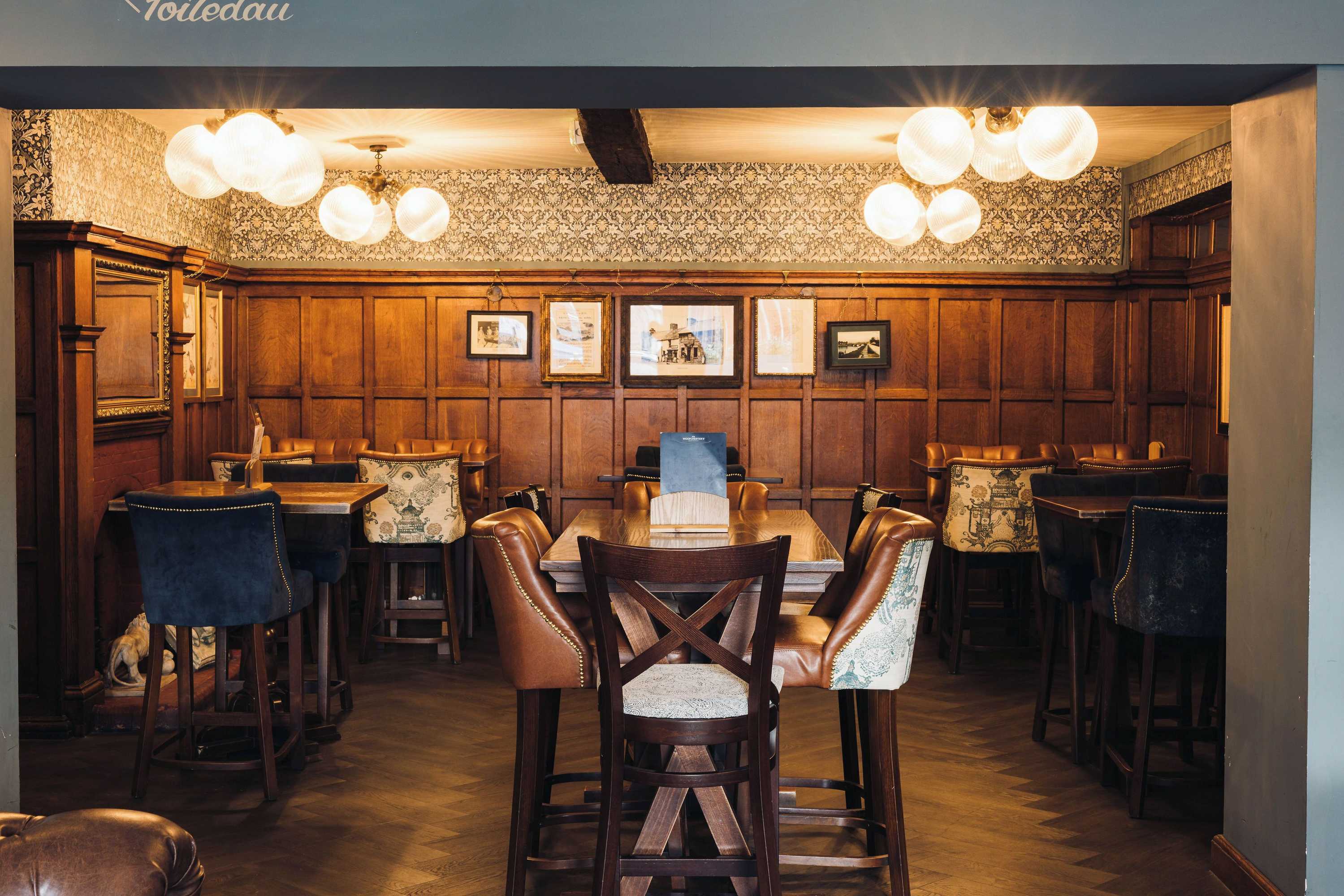 Gift card for White Lion Royal Hotel Gift card for White Lion Royal Hotel