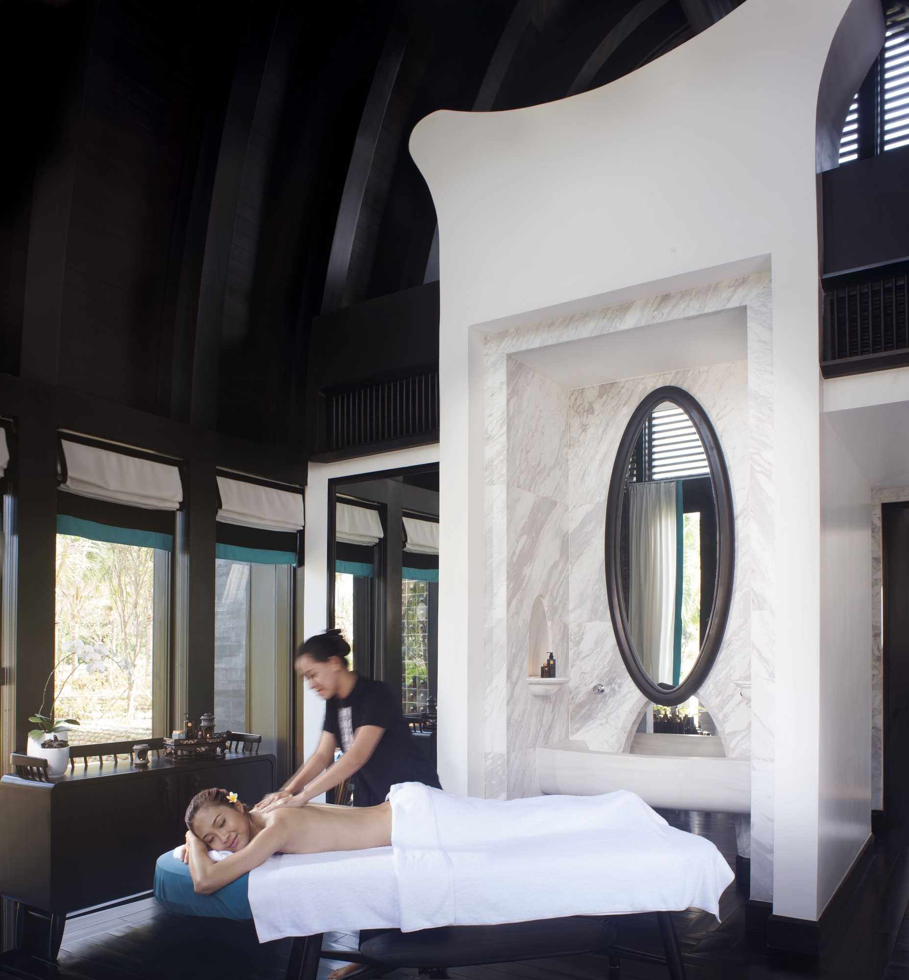 Gift card for Intercontinental Danang Sun Peninsula Resort by Ihg Gift card for Intercontinental Danang Sun Peninsula Resort by Ihg