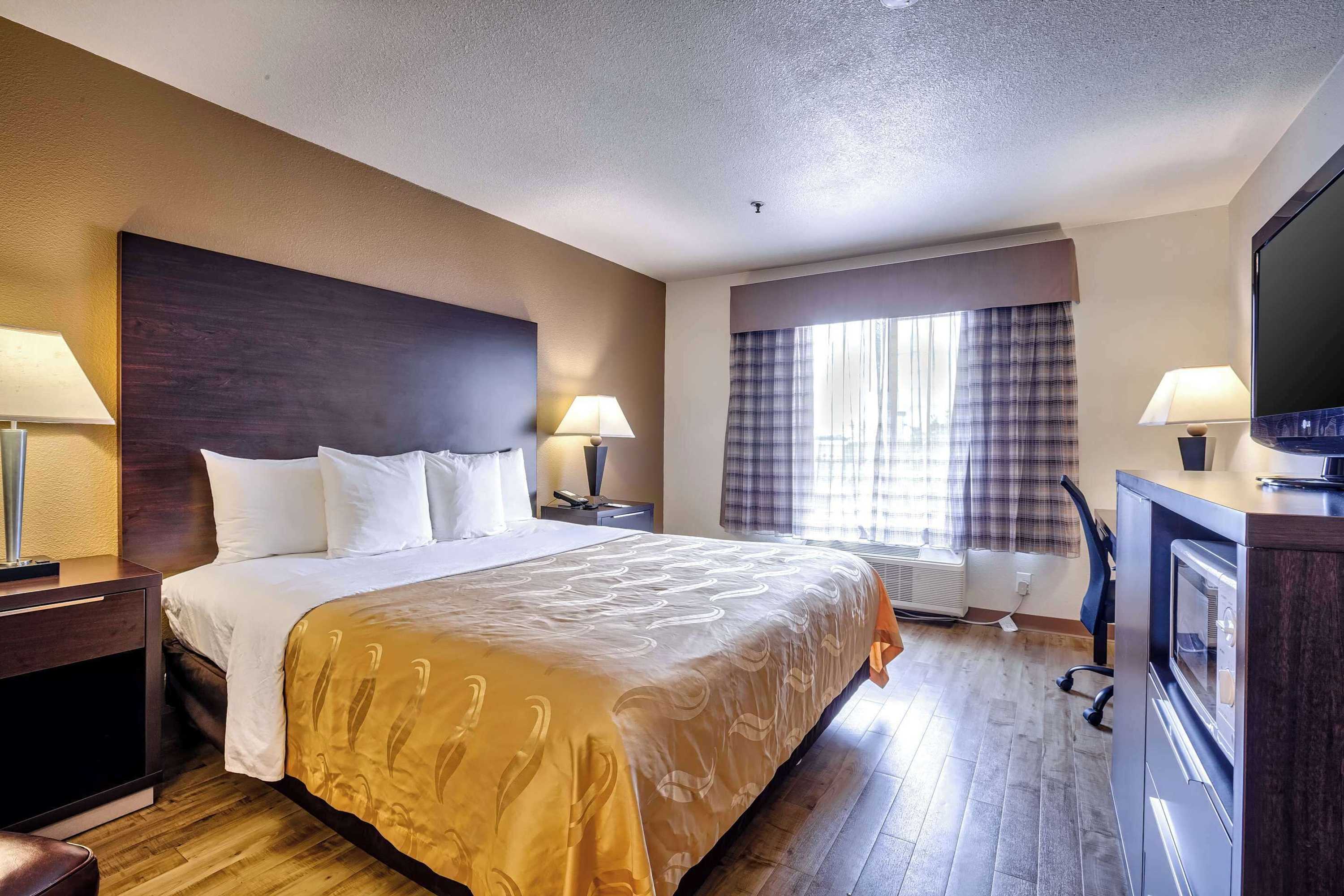 Gift card for Quality Inn Near Six Flags Discovery Kingdom - Napa Valley Gift card for Quality Inn Near Six Flags Discovery Kingdom - Napa Valley