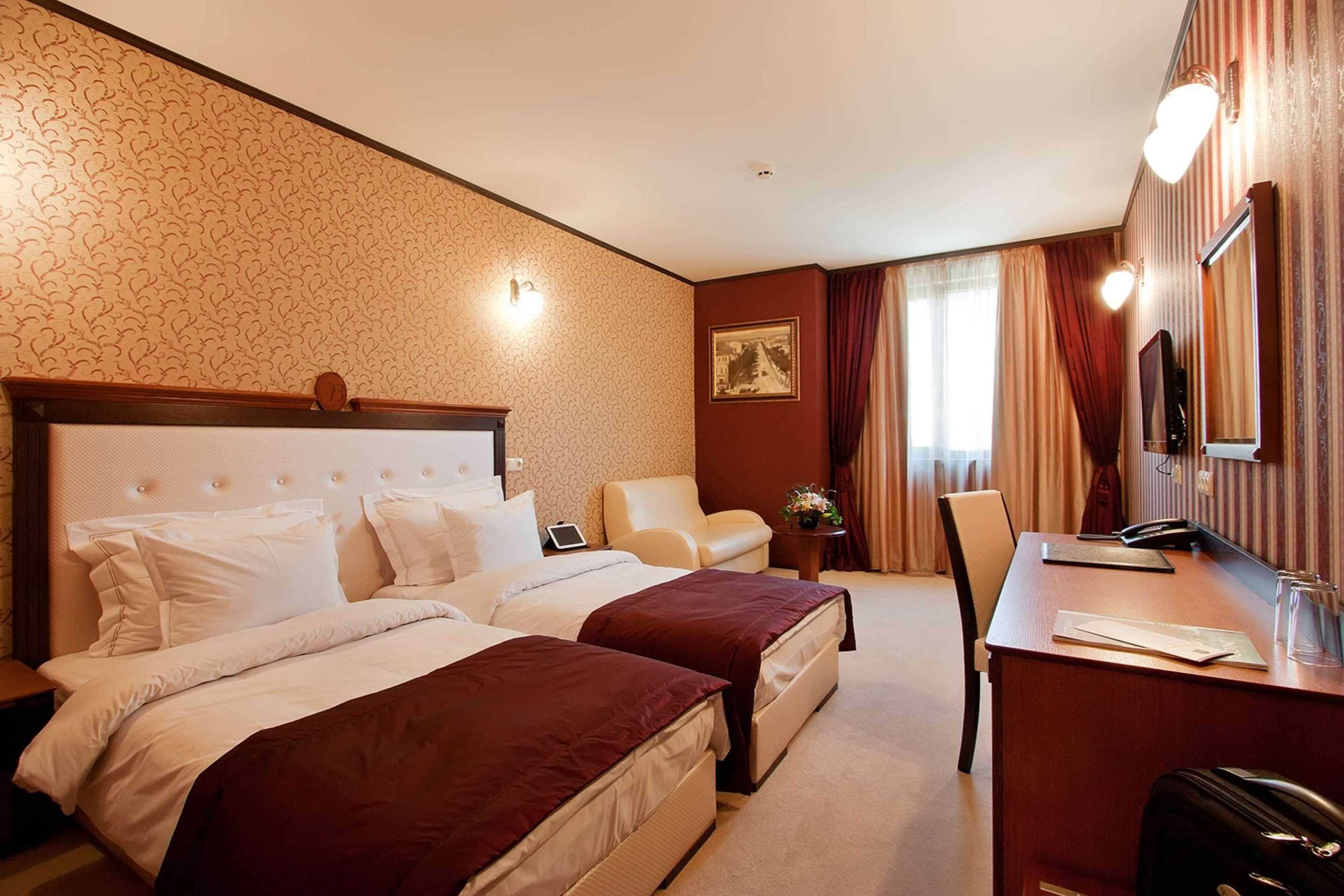 Gift card for Best Western Plus Bristol Hotel Gift card for Best Western Plus Bristol Hotel