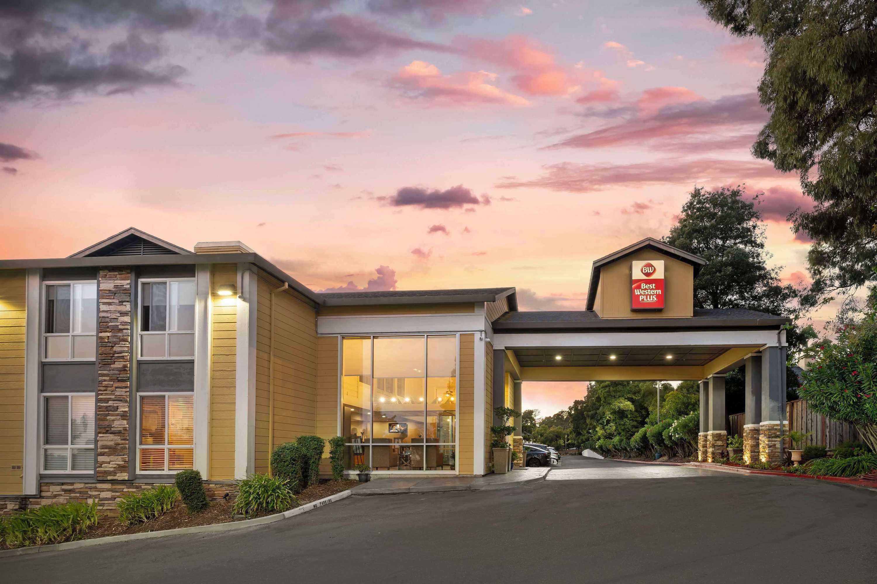 Gift card for Best Western Plus Heritage Inn Gift card for Best Western Plus Heritage Inn