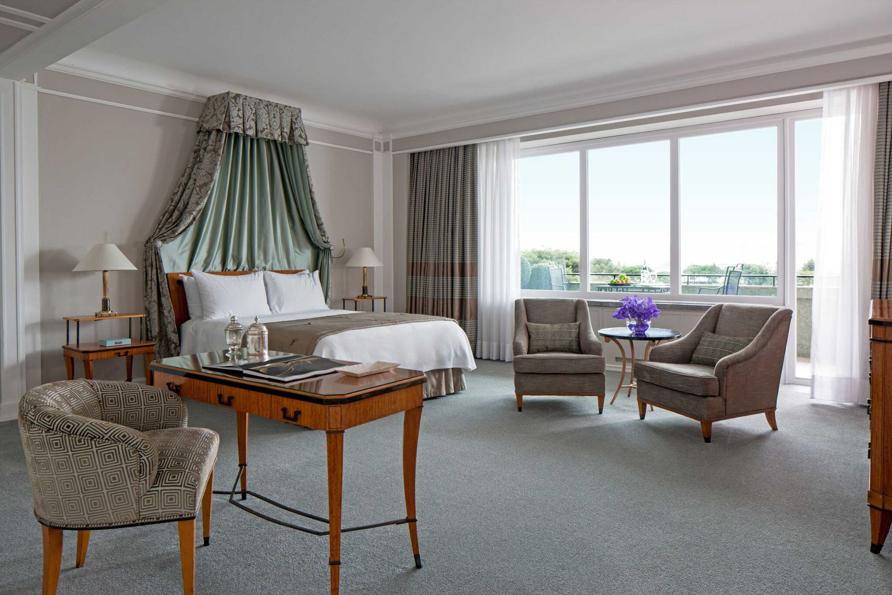 Gift card for Four Seasons Hotel Ritz Lisbon Gift card for Four Seasons Hotel Ritz Lisbon