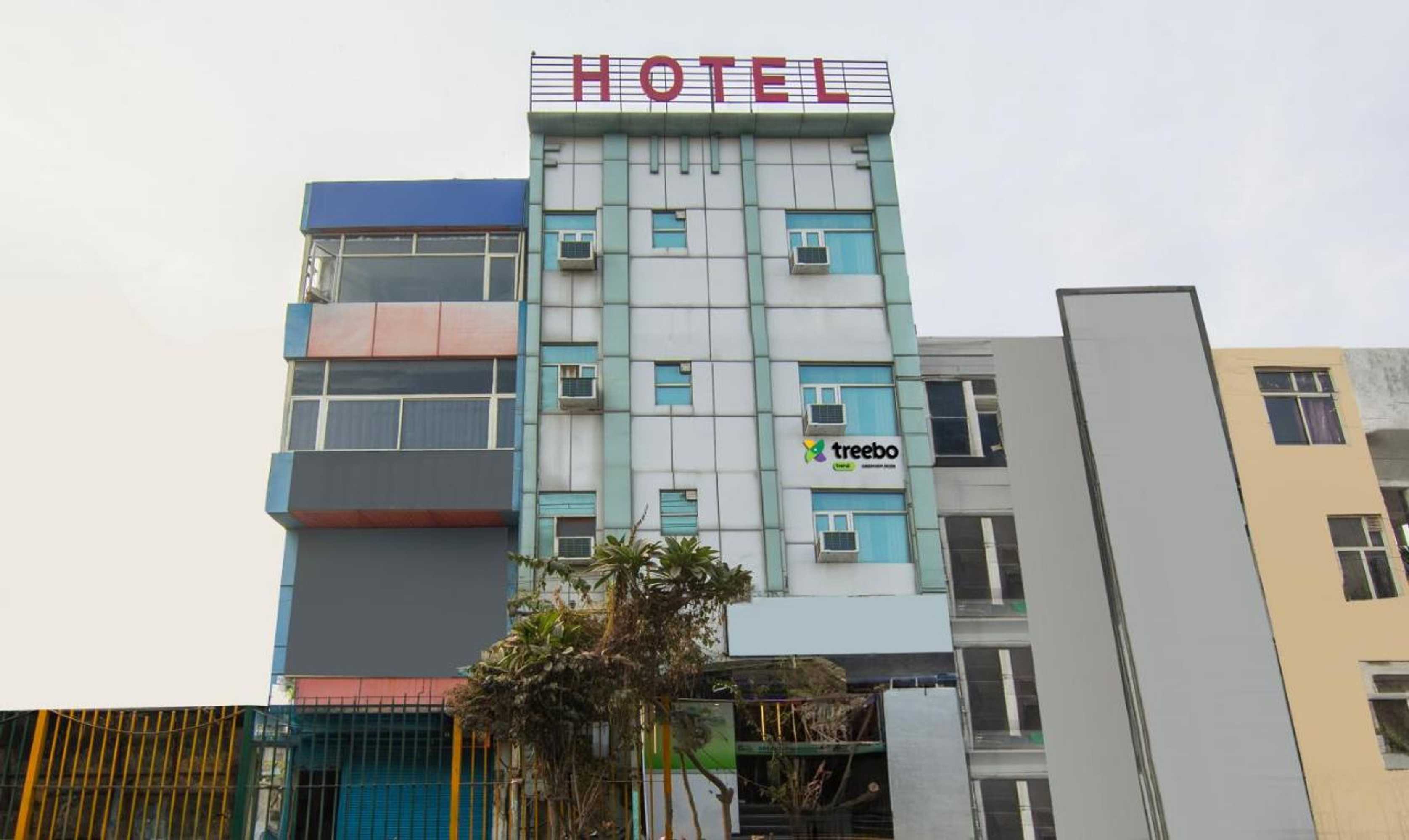 Gift card for Oyo 8764 Hotel Green View Palace