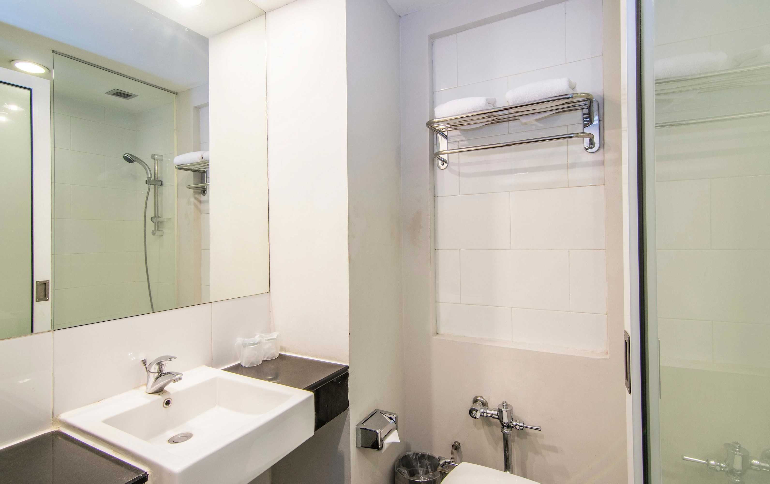 Gift card for Townhouse Oak Hotel Grand Cikarang