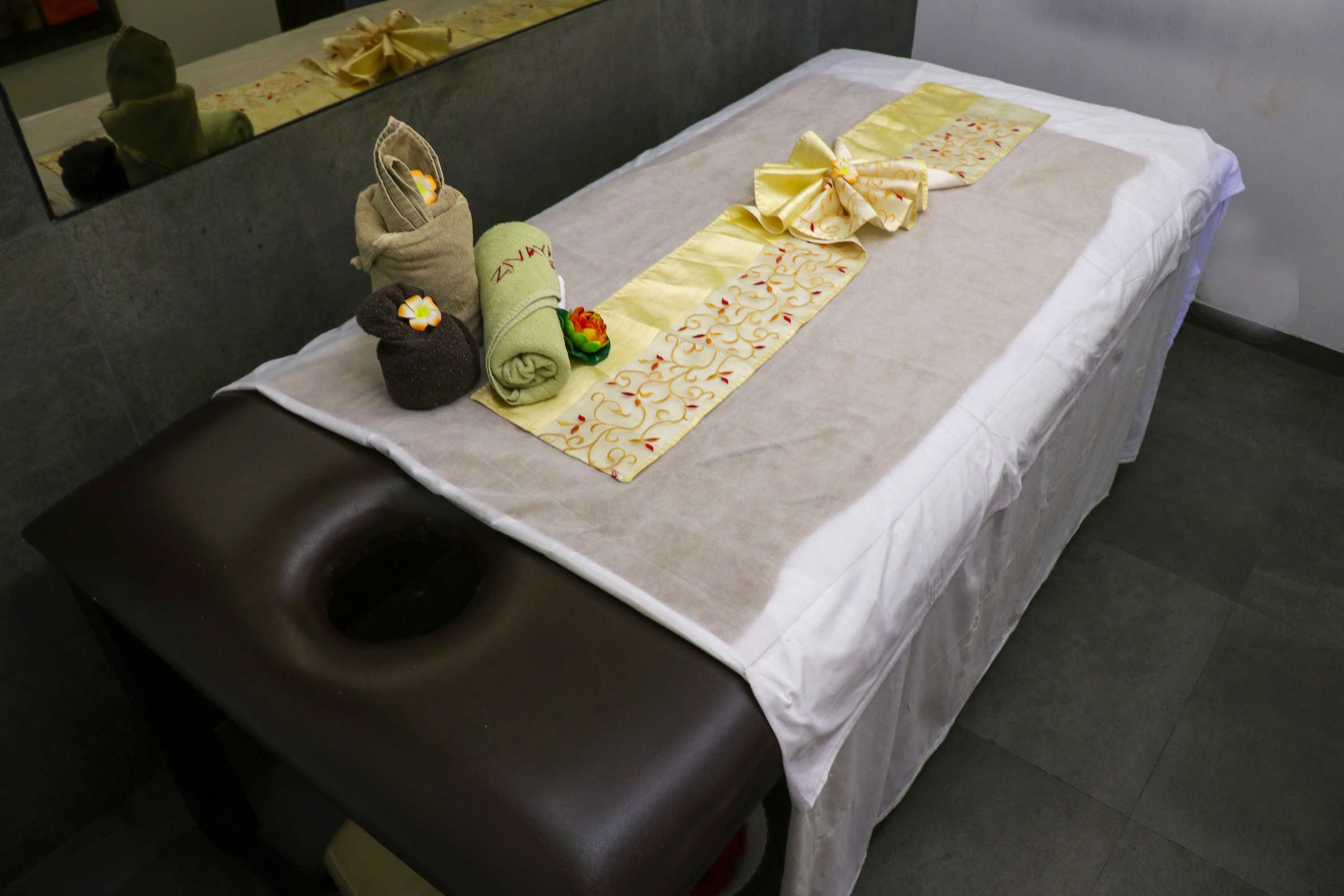 Gift card for Grand Mercure Vadodara Surya Palace Hotel Gift card for Grand Mercure Vadodara Surya Palace Hotel