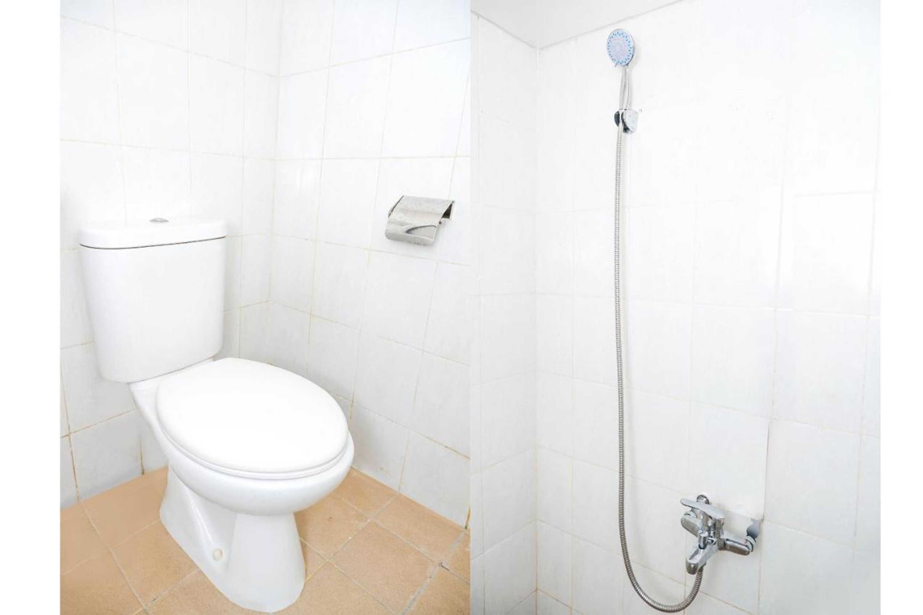 Gift card for Reddoorz Near Stasiun Tawang Semarang