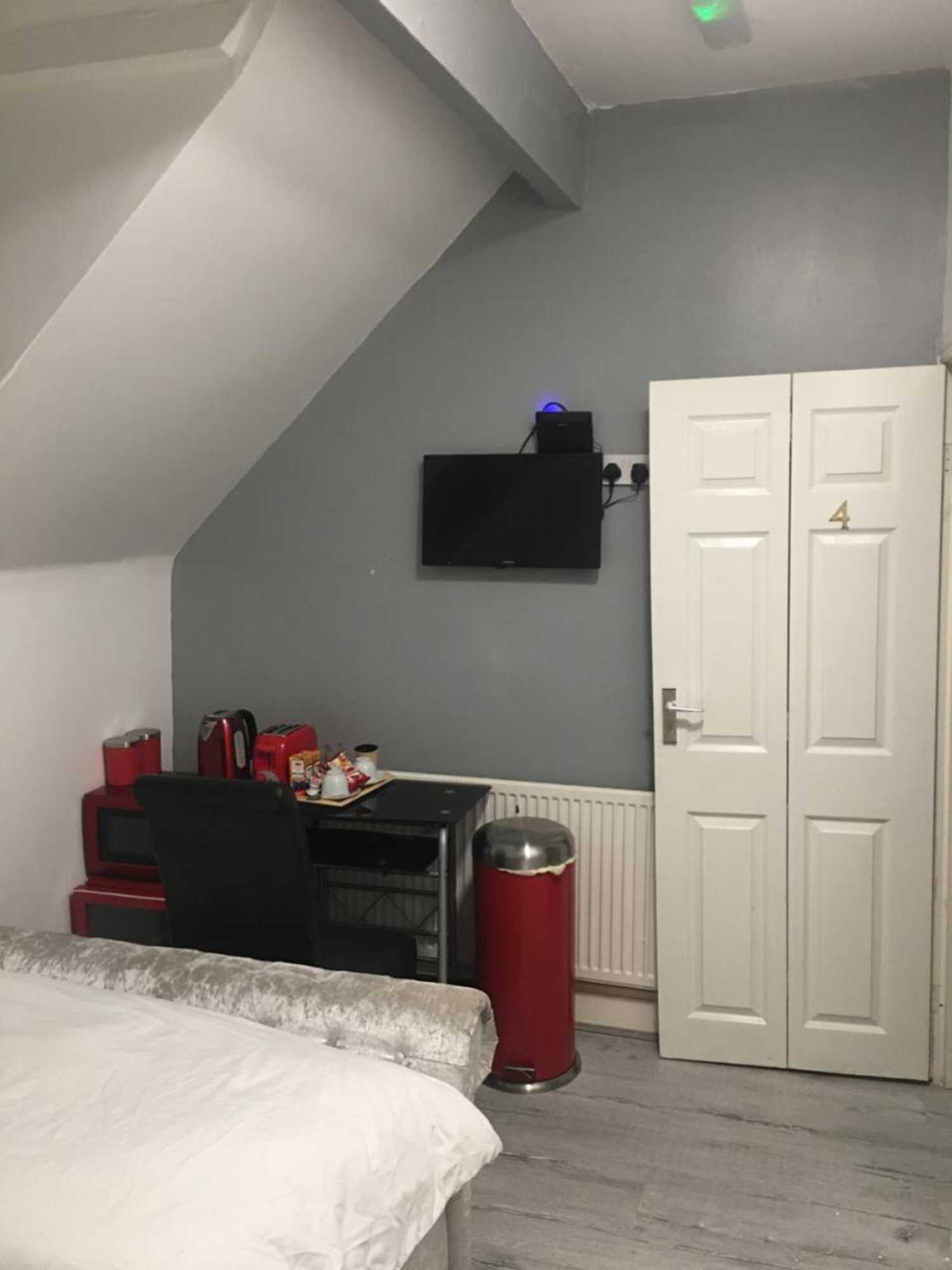 Gift card for Glorious Catering & Restaurant Bnb