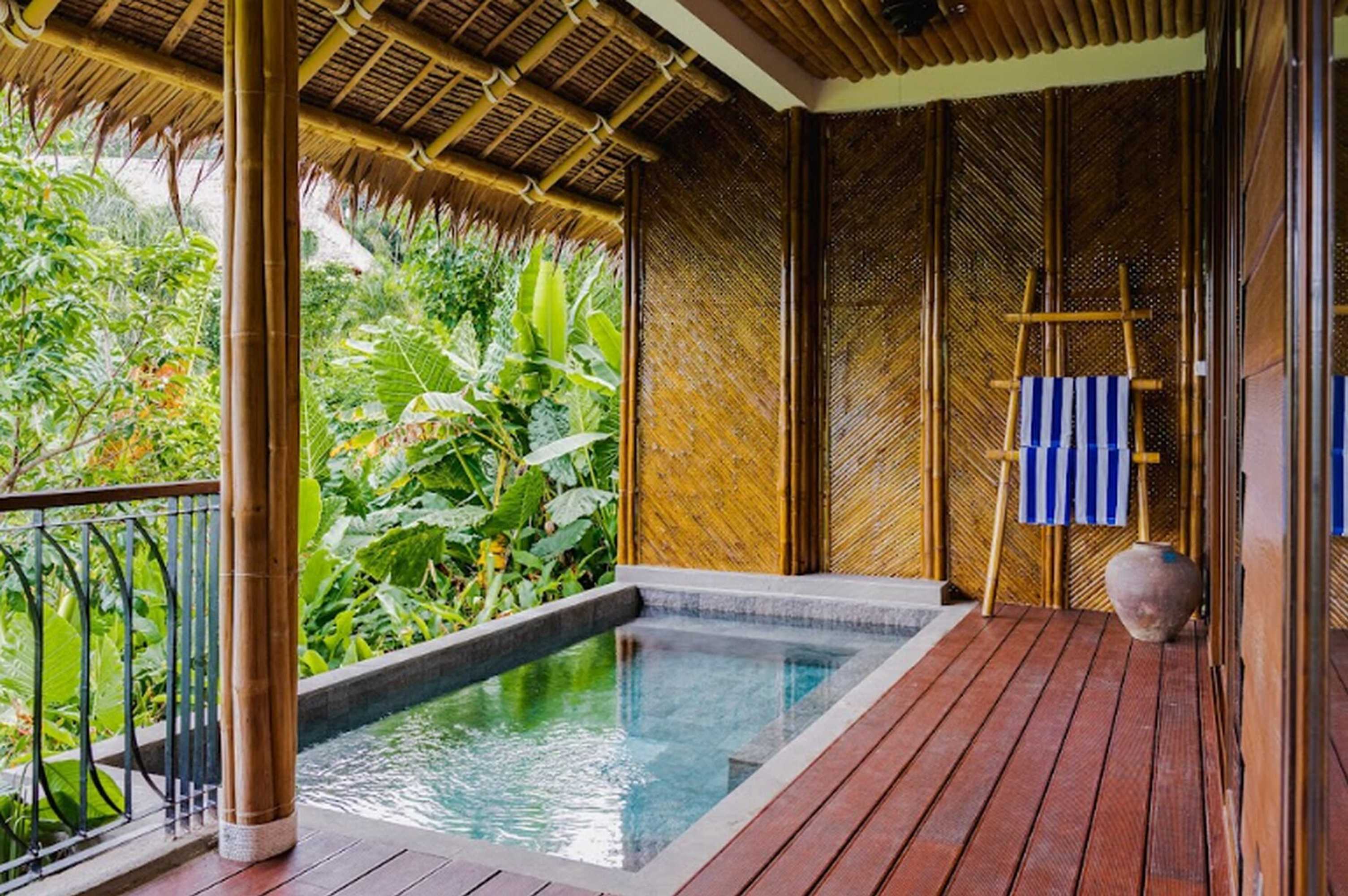 Gift card for Damires Hills Farm And Spa Resort Gift card for Damires Hills Farm And Spa Resort