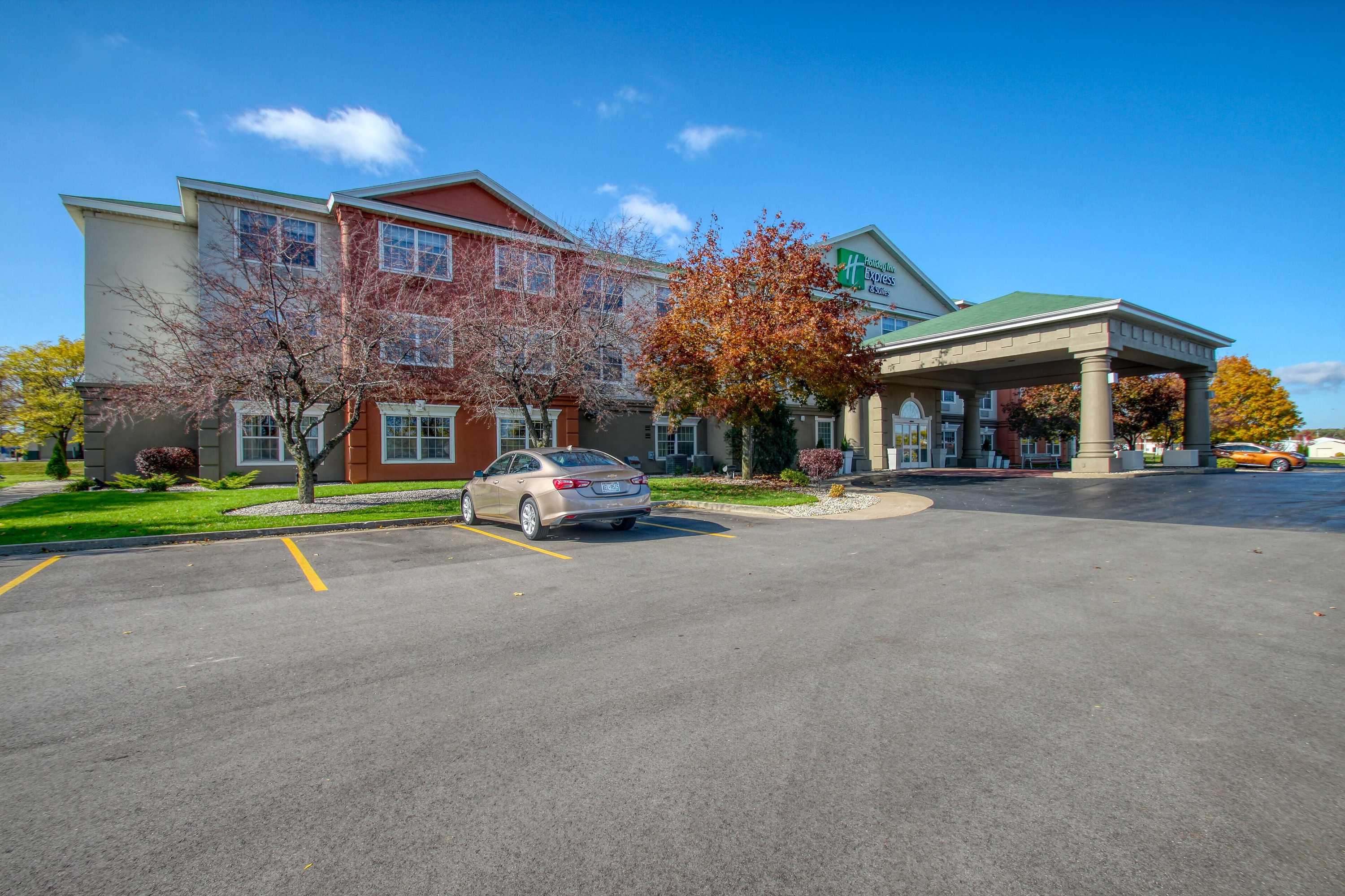 Gift card for Holiday Inn Express Hotel & Suites Oshkosh by Ihg