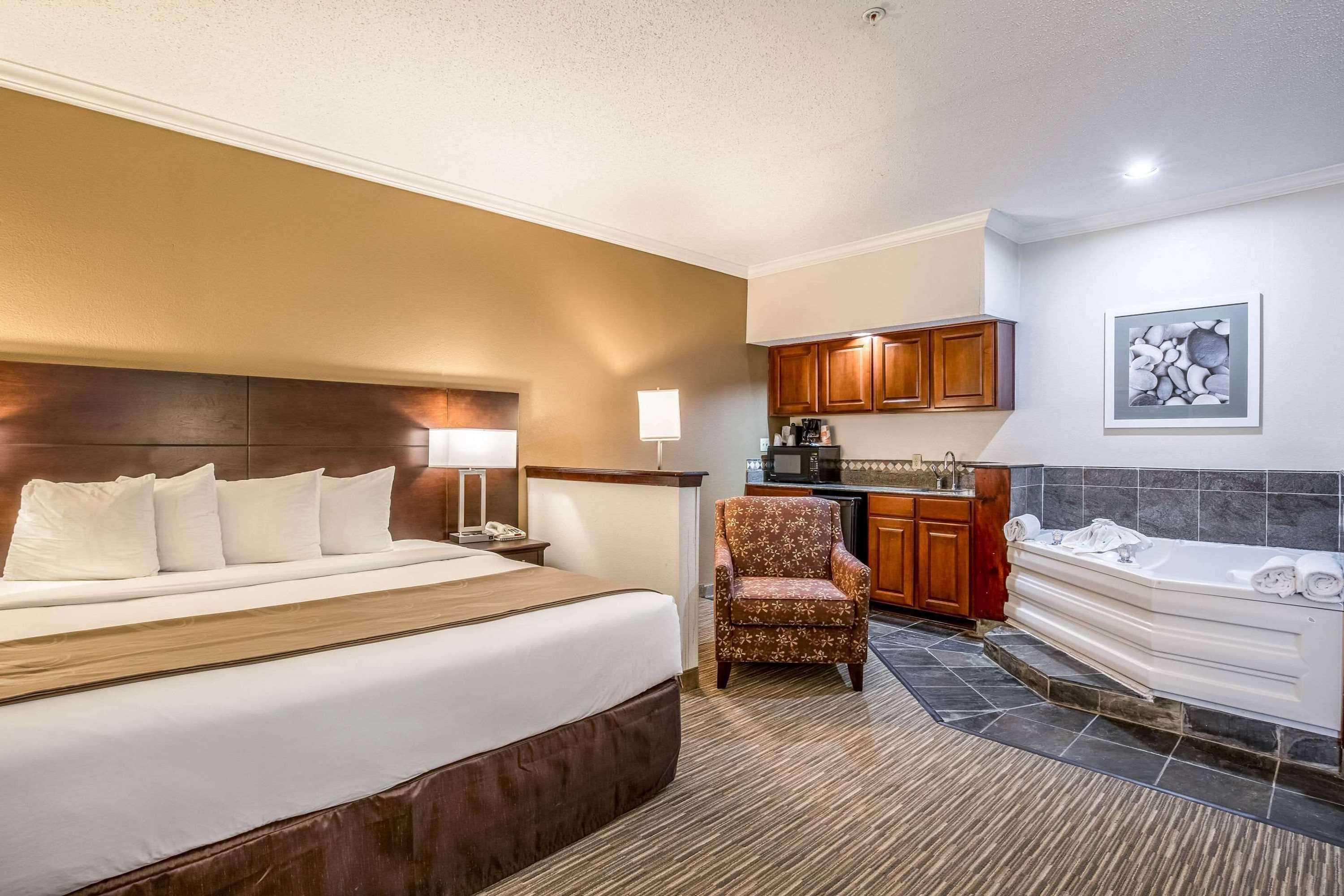 Gift card for Quality Inn & Suites Seabrook- Nasa- Kemah Gift card for Quality Inn & Suites Seabrook- Nasa- Kemah