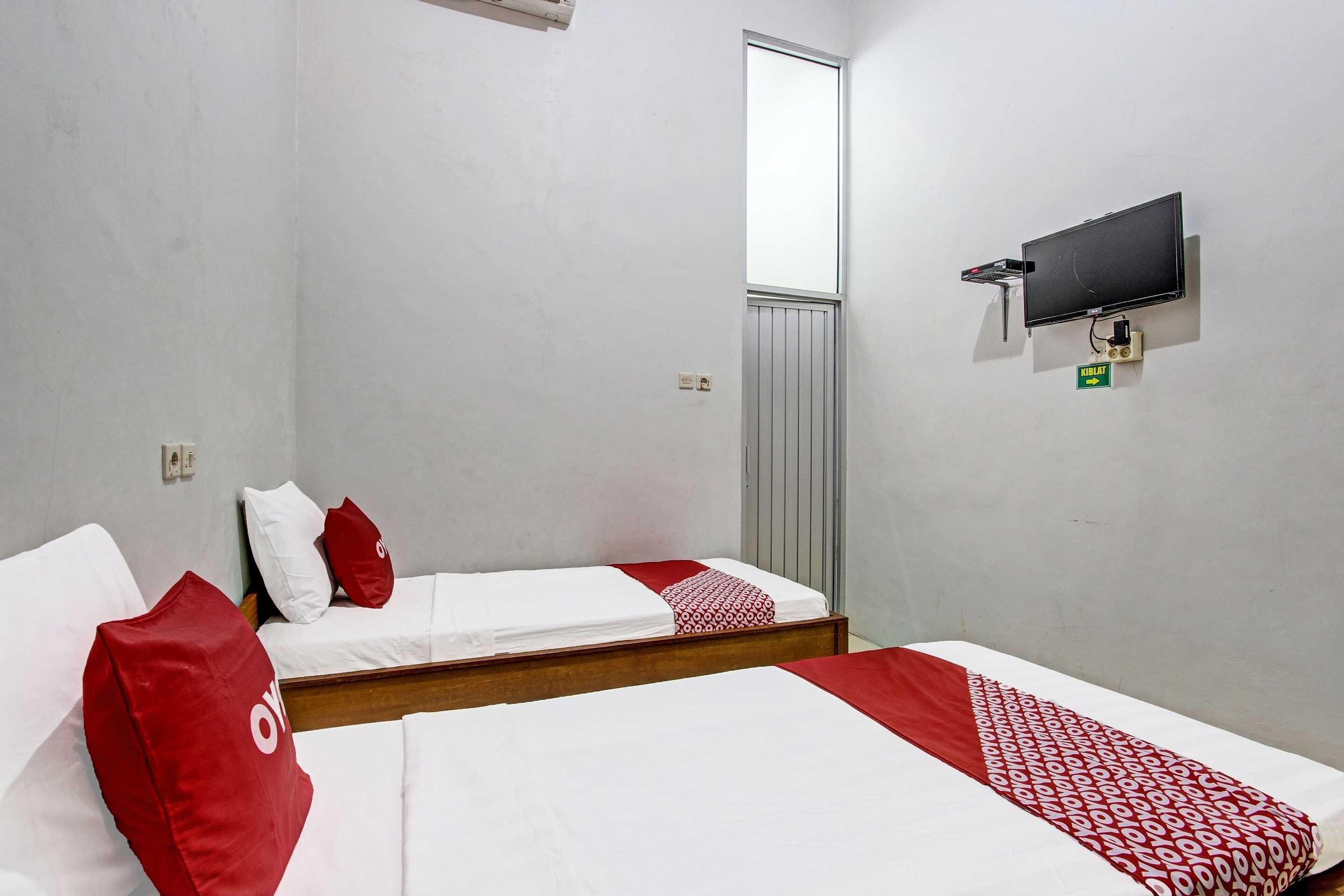 Gift card for Super Oyo 91748 Wisma Pkpri Purworejo Gift card for Super Oyo 91748 Wisma Pkpri Purworejo