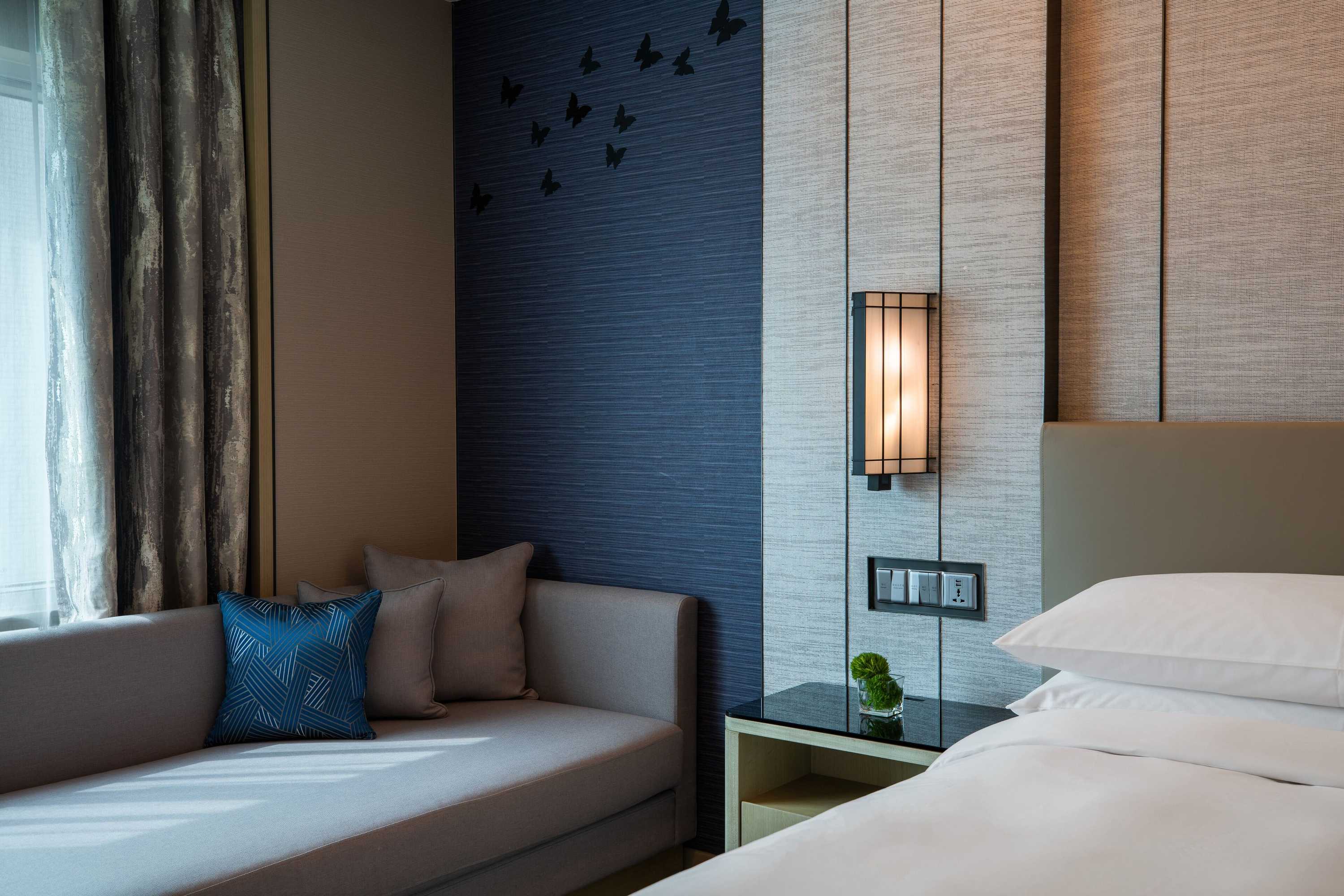 Gift card for Renaissance Shenzhen Luohu Hotel Gift card for Renaissance Shenzhen Luohu Hotel