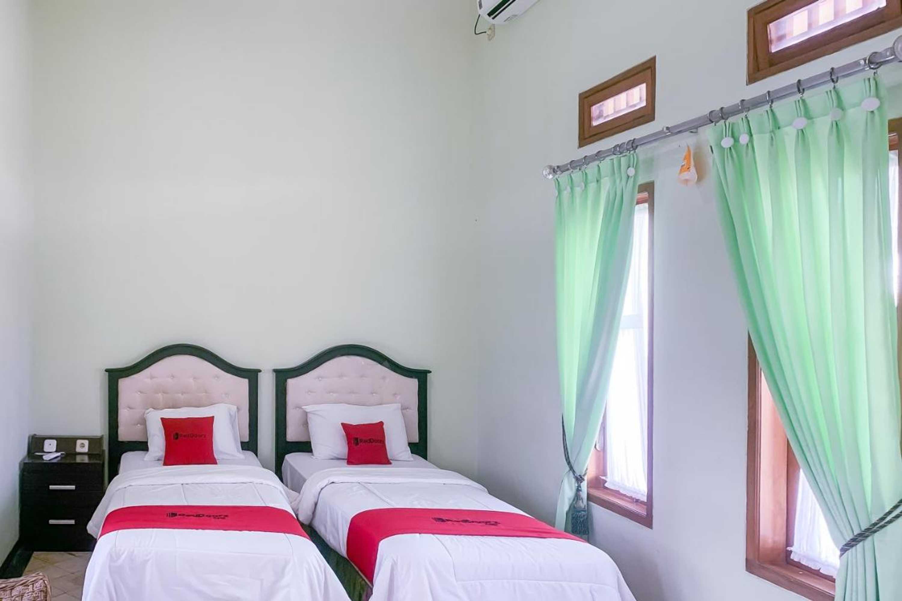 Gift card for Reddoorz Resort Hotel Anb Pameungpeuk Garut Gift card for Reddoorz Resort Hotel Anb Pameungpeuk Garut