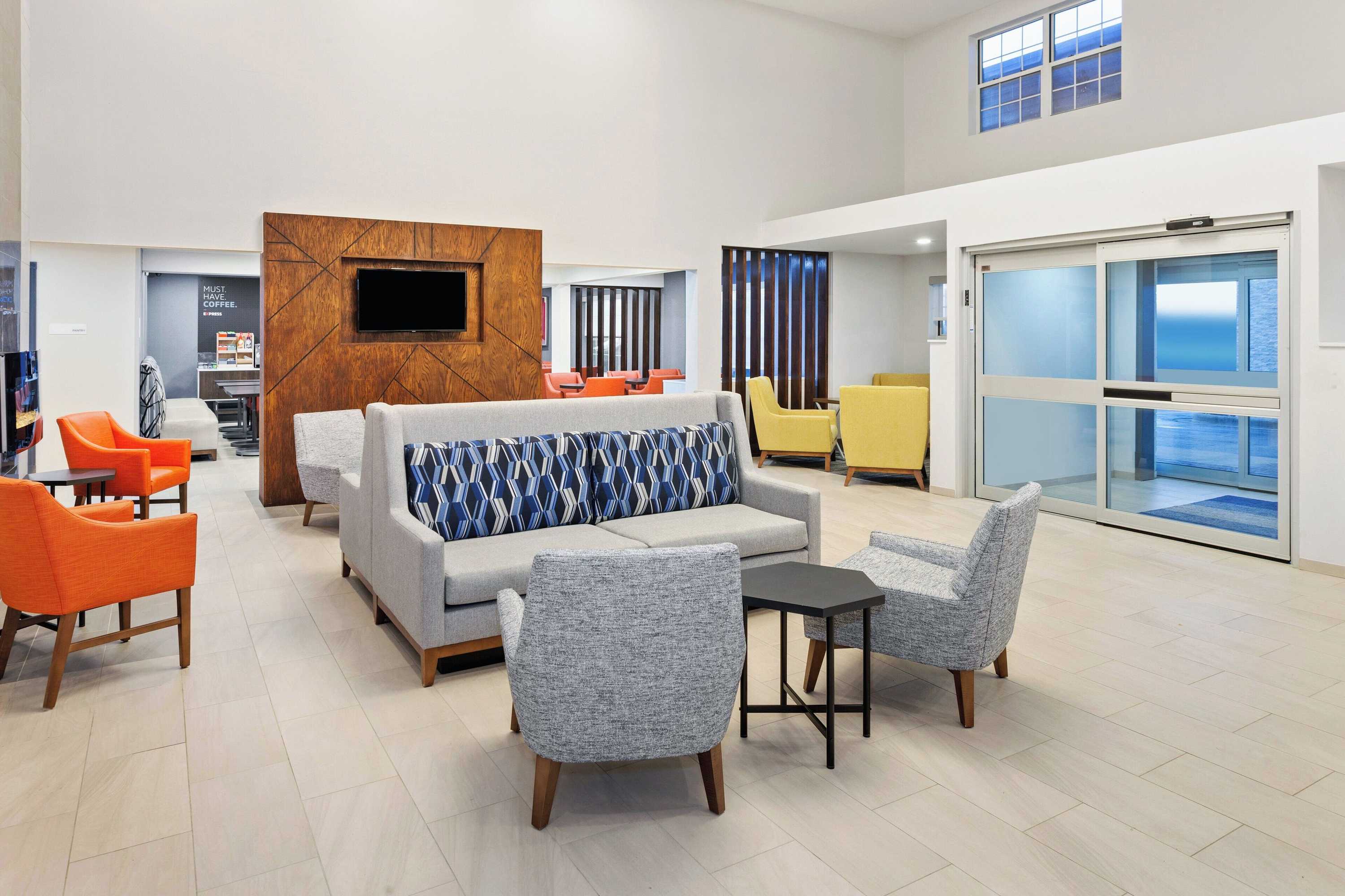 Gift card for Holiday Inn Express & Suites Port Washington by Ihg Gift card for Holiday Inn Express & Suites Port Washington by Ihg