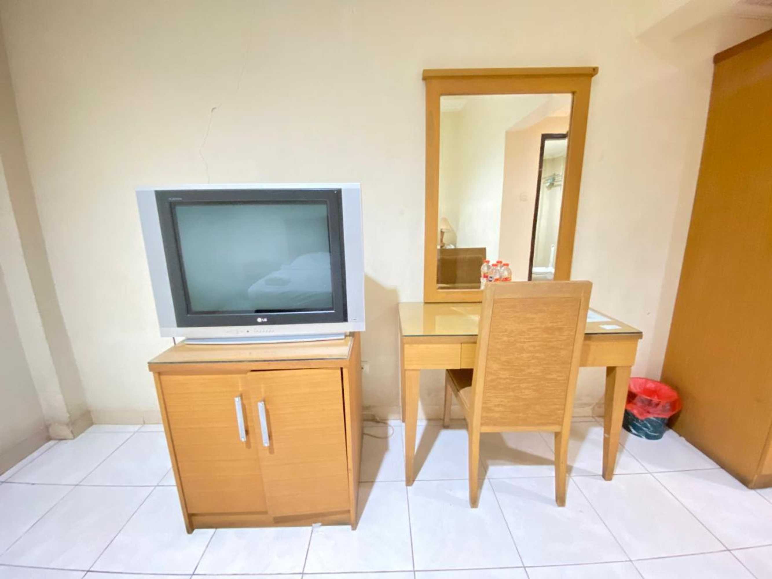 Gift card for Lilianto Hotel Polewali Mitra Reddoorz Gift card for Lilianto Hotel Polewali Mitra Reddoorz