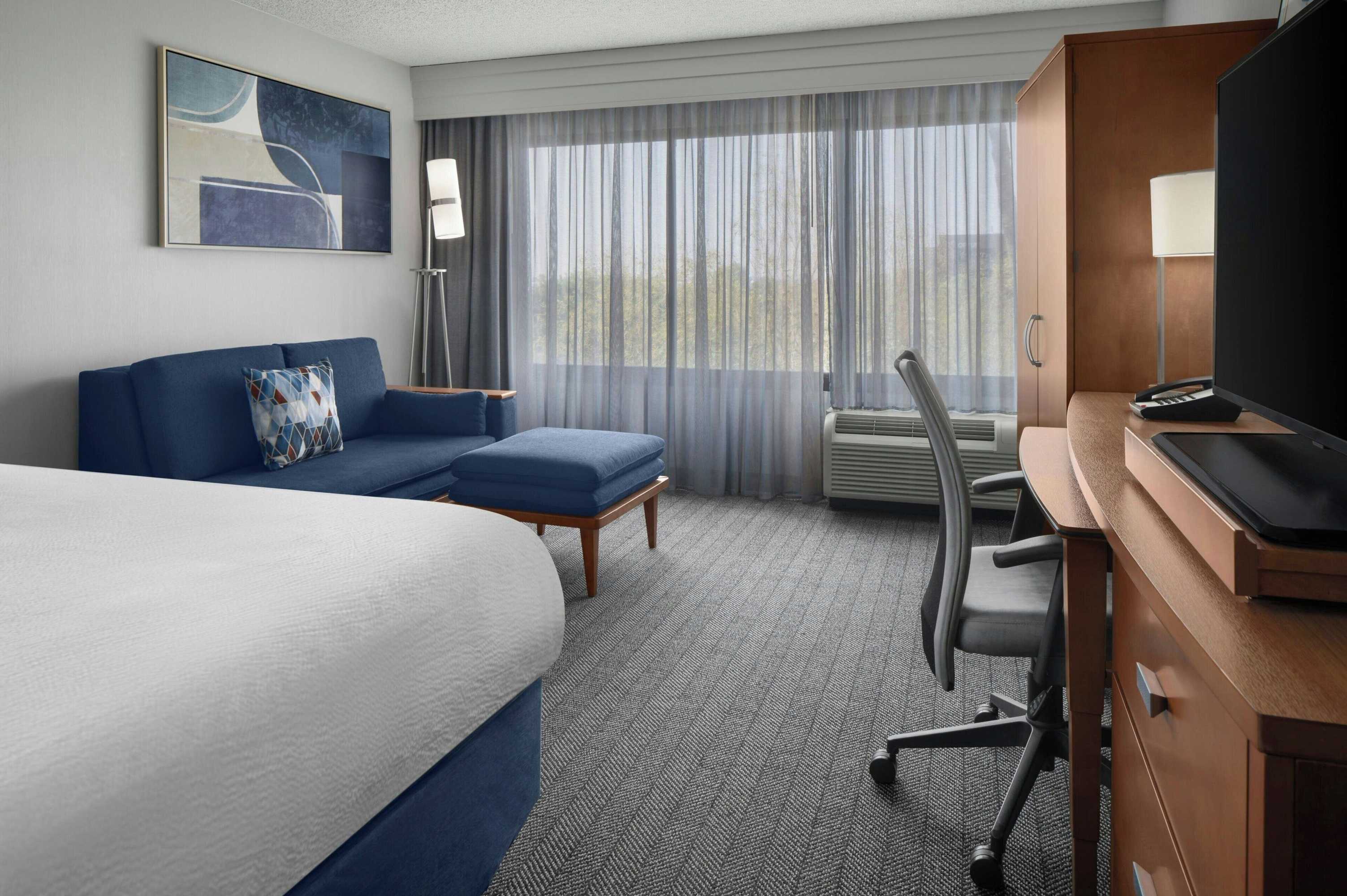 Gift card for Courtyard by Marriott Cypress Anaheim/orange County