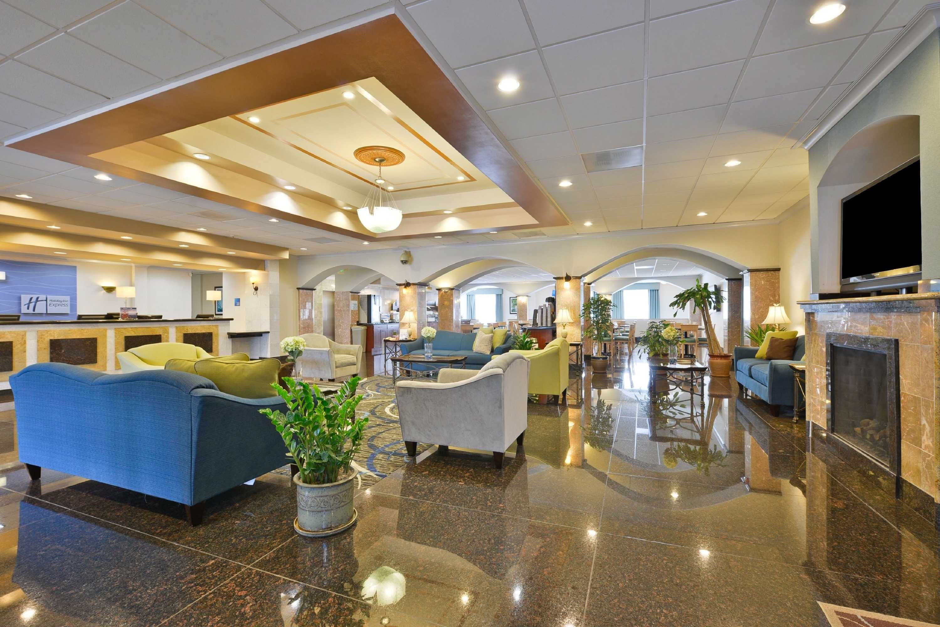Gift card for Holiday Inn Express Tacoma South Lakewood by Ihg Gift card for Holiday Inn Express Tacoma South Lakewood by Ihg