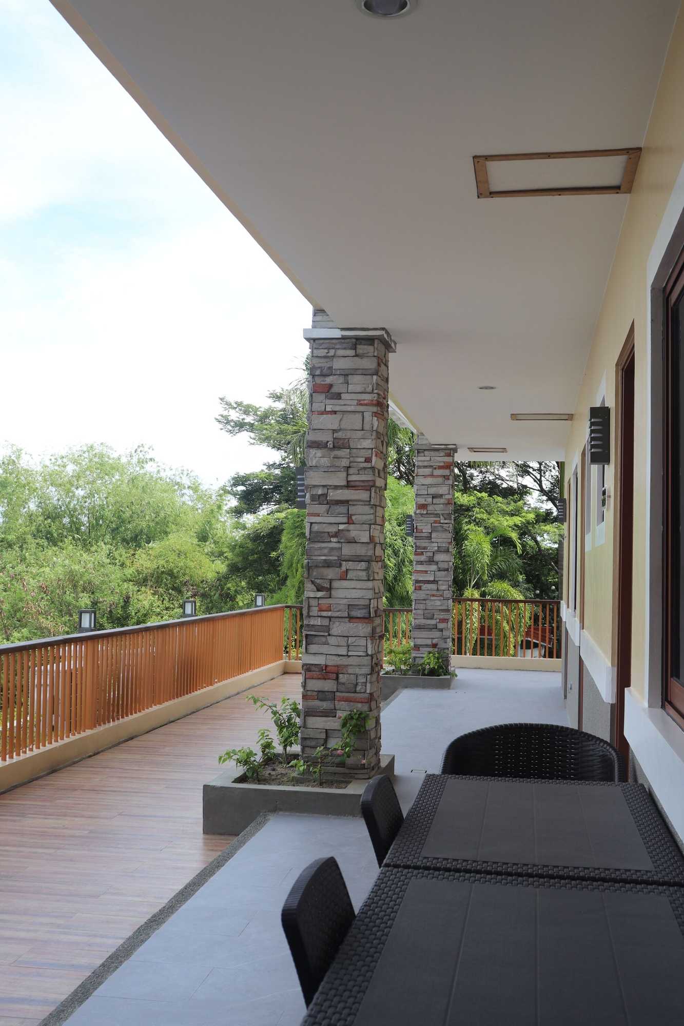 Gift card for Sarojus Farmview Hotel Gift card for Sarojus Farmview Hotel