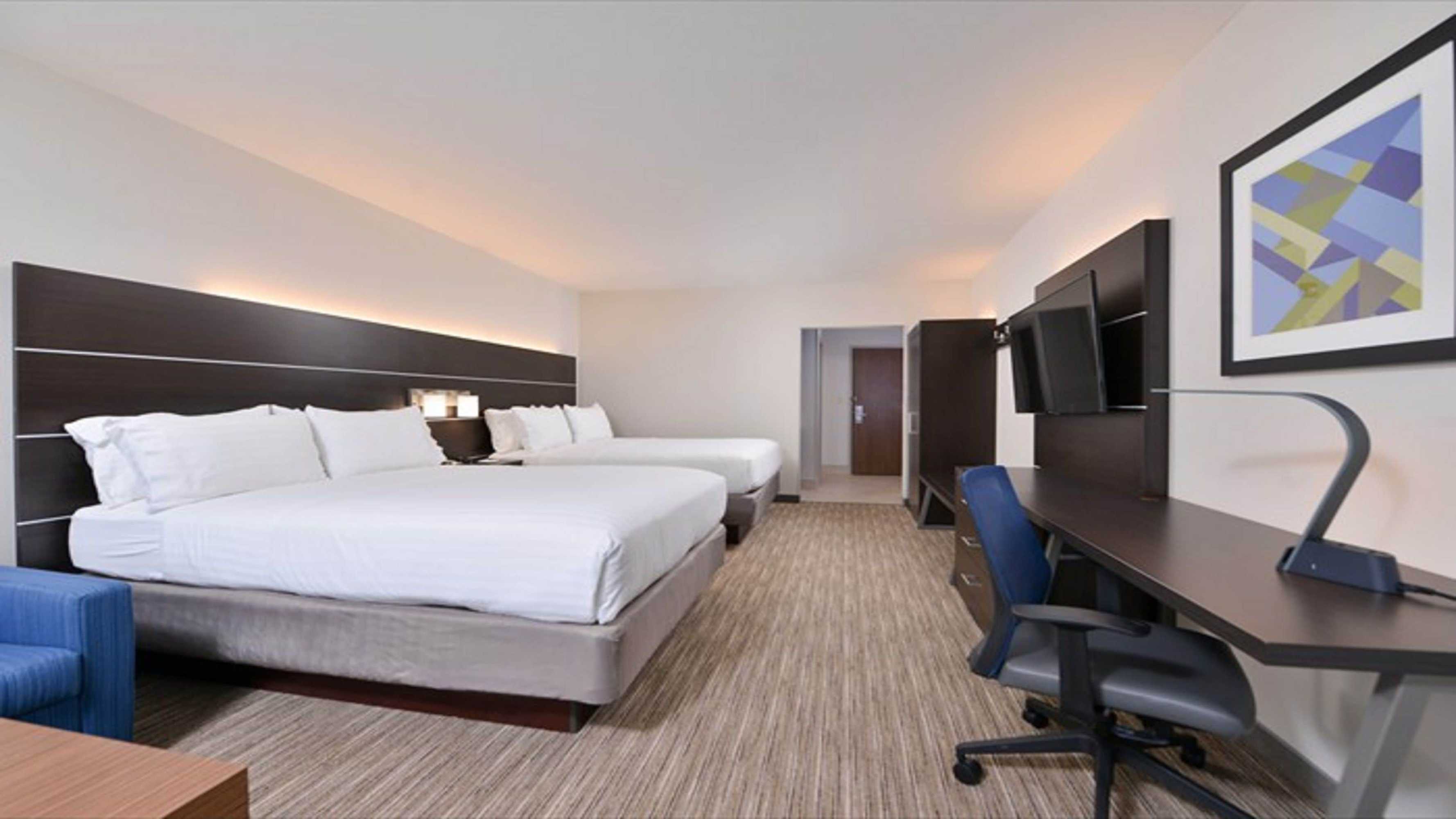 Gift card for Holiday Inn Express & Suites Parkersburg East by Ihg Gift card for Holiday Inn Express & Suites Parkersburg East by Ihg