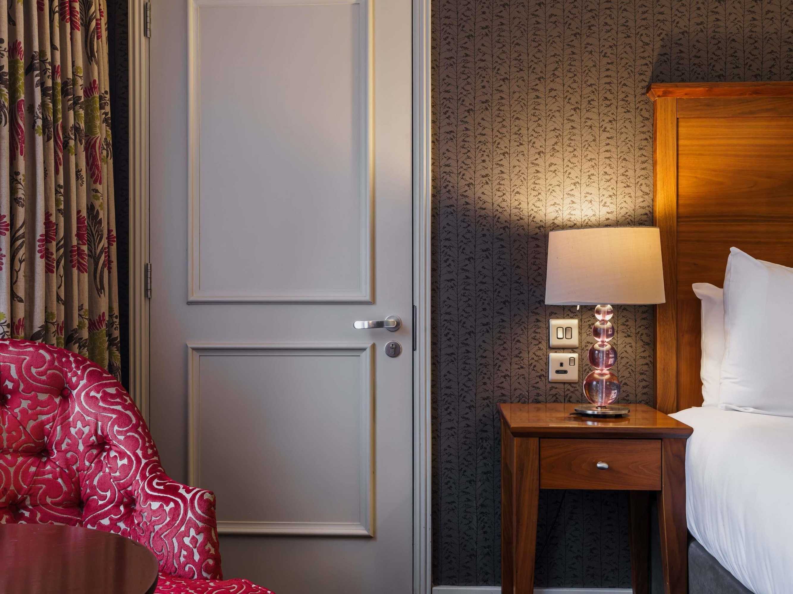 Gift card for Mercure Exeter Southgate Hotel Gift card for Mercure Exeter Southgate Hotel