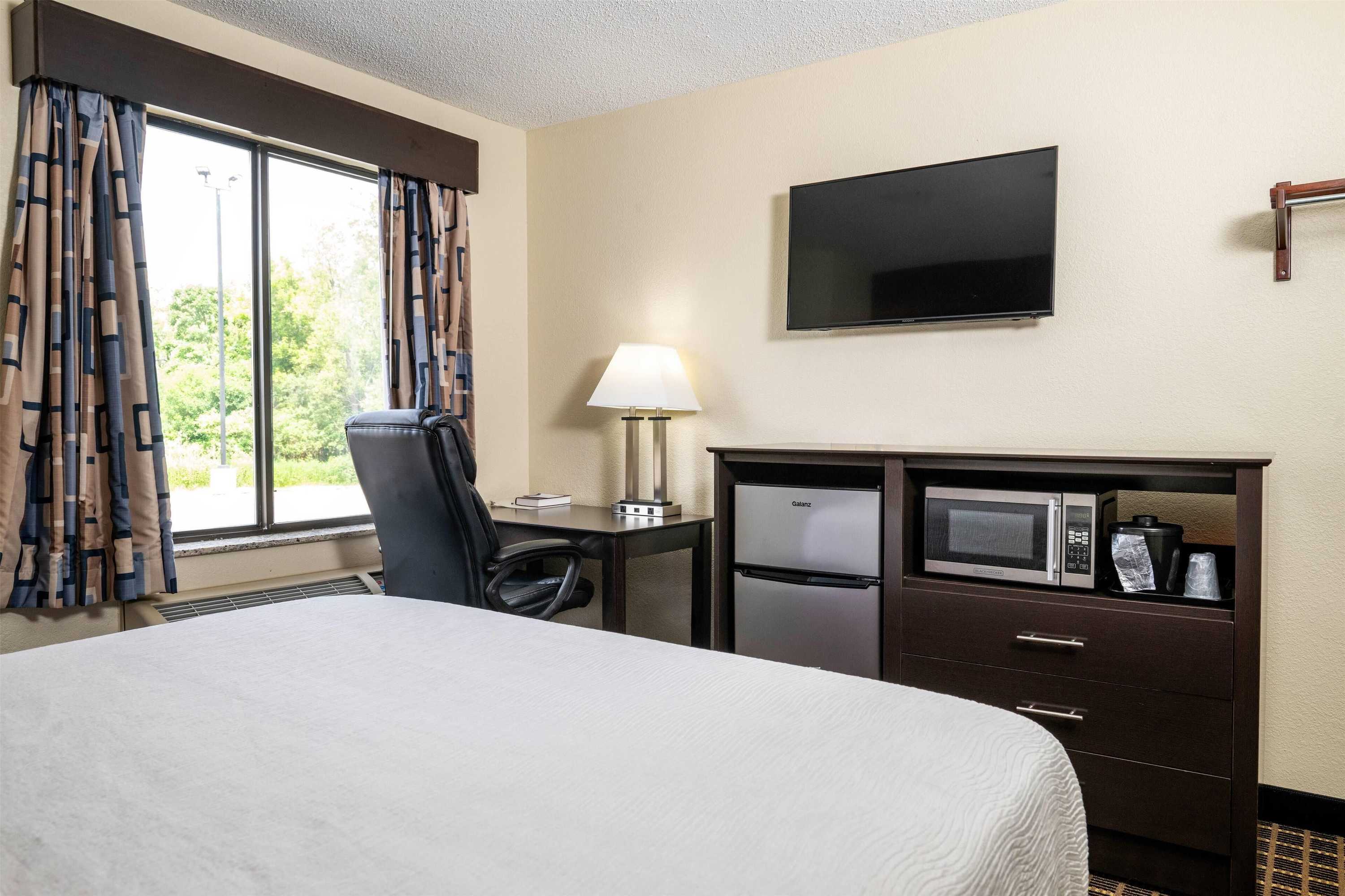 Gift card for Baymont Inn & Suites by Wyndham Mukwonago Gift card for Baymont Inn & Suites by Wyndham Mukwonago