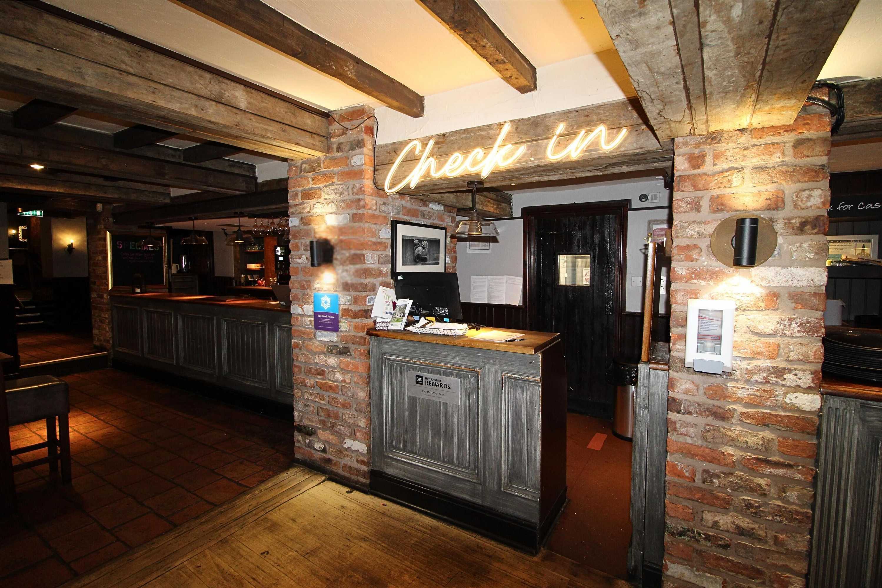 Gift card for Casa Mere Manchester Airport, Knutsford, Sure Collection by Best Western Gift card for Casa Mere Manchester Airport, Knutsford, Sure Collection by Best Western