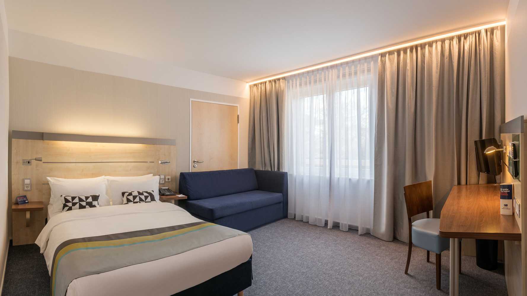 Gift card for Holiday Inn Express Singen by Ihg Gift card for Holiday Inn Express Singen by Ihg