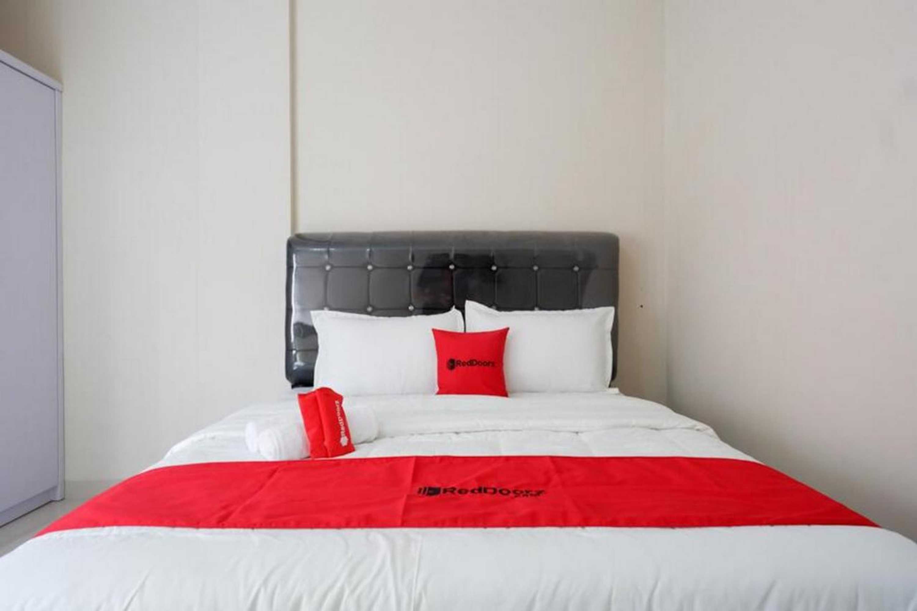 Gift card for Reddoorz Syariah Near Rsud Margono Purwokerto