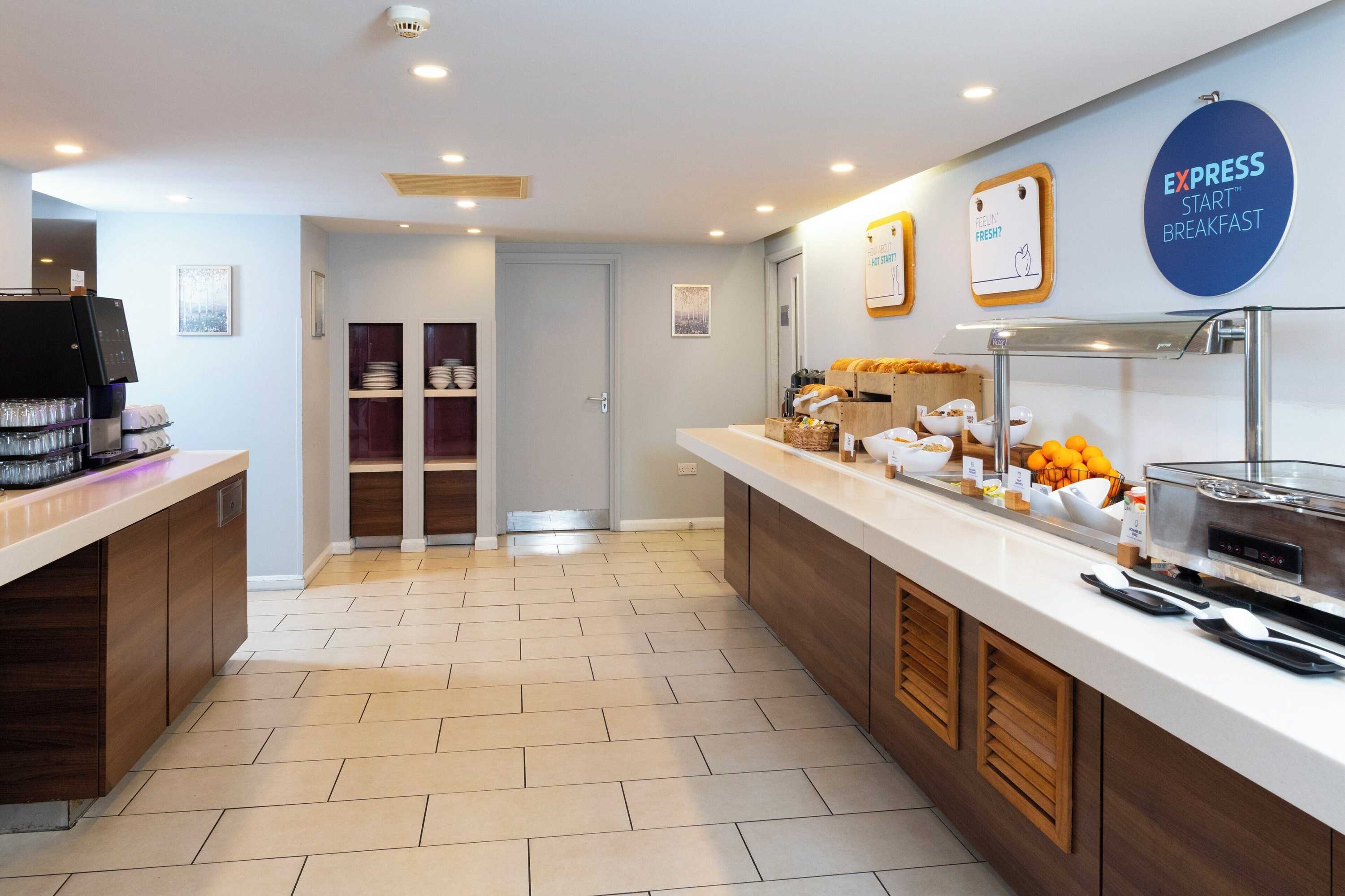 Gift card for Holiday Inn Express Birmingham - Oldbury by Ihg