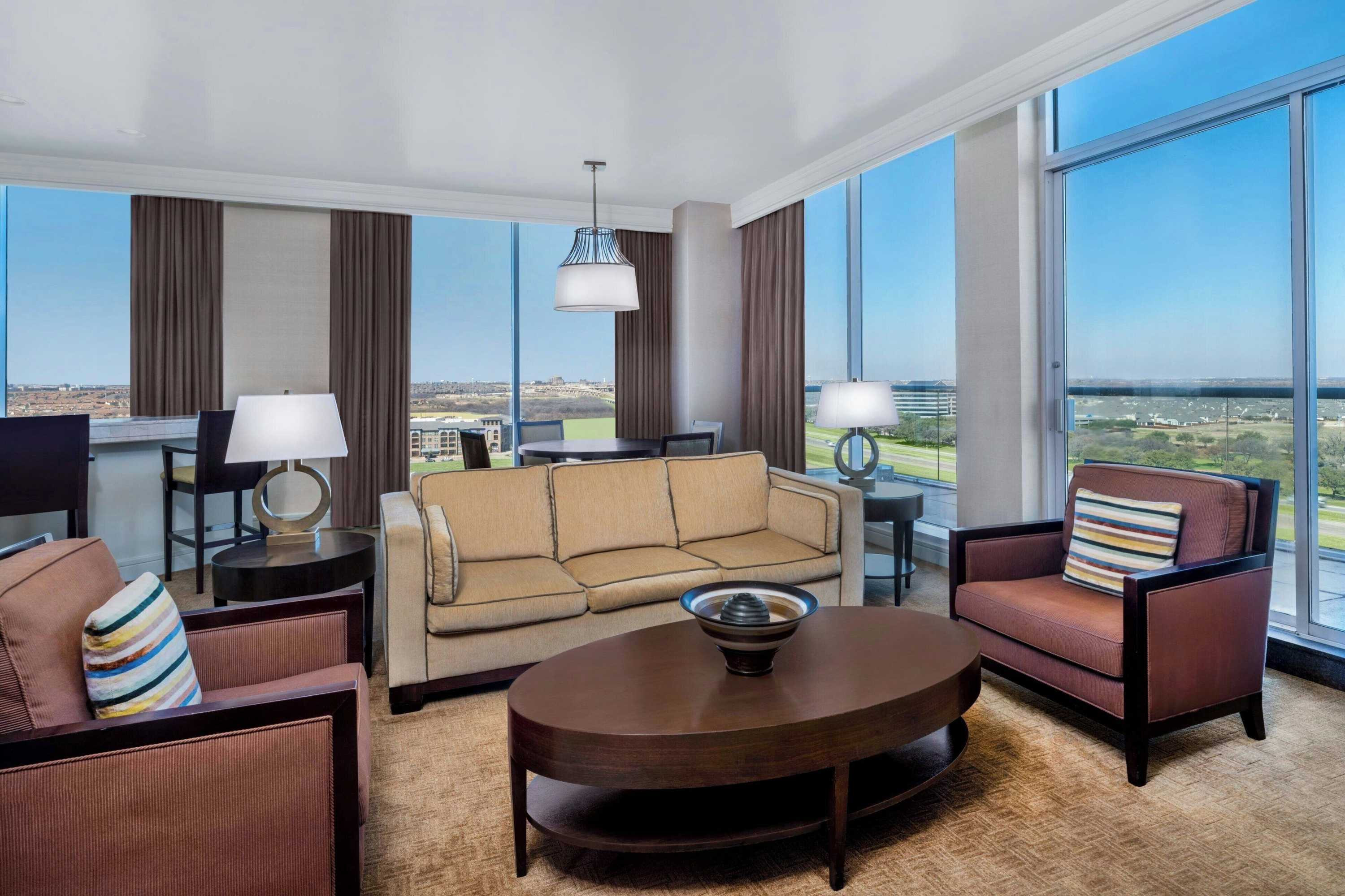Gift card for Renaissance Dallas North Hotel Gift card for Renaissance Dallas North Hotel