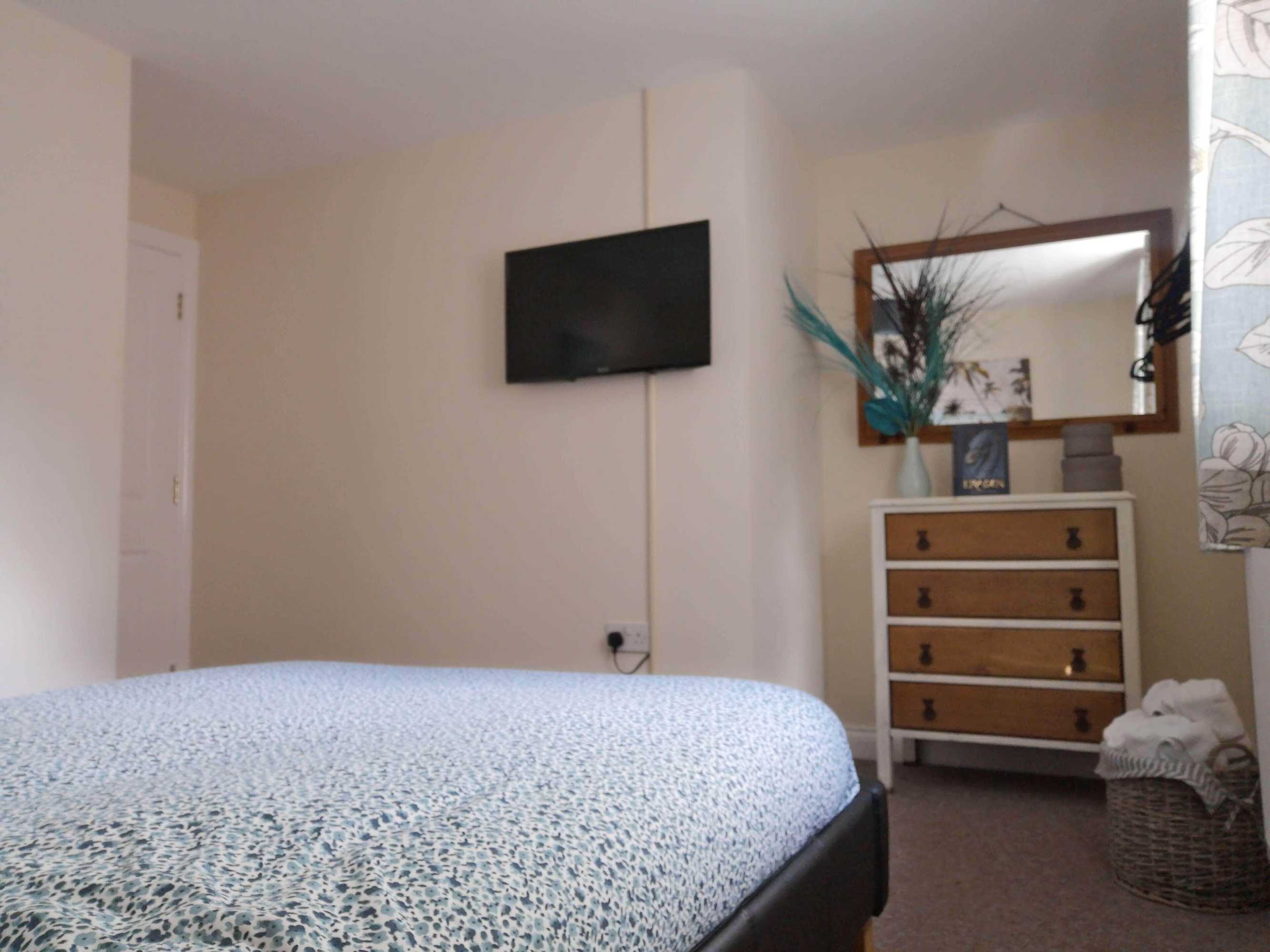 Gift card for Coastal Escape Deal - 2 Bedroom House at Kent Escapes Short Lets & Serviced Accommodation Kent, Wifi Gift card for Coastal Escape Deal - 2 Bedroom House at Kent Escapes Short Lets & Serviced Accommodation Kent, Wifi