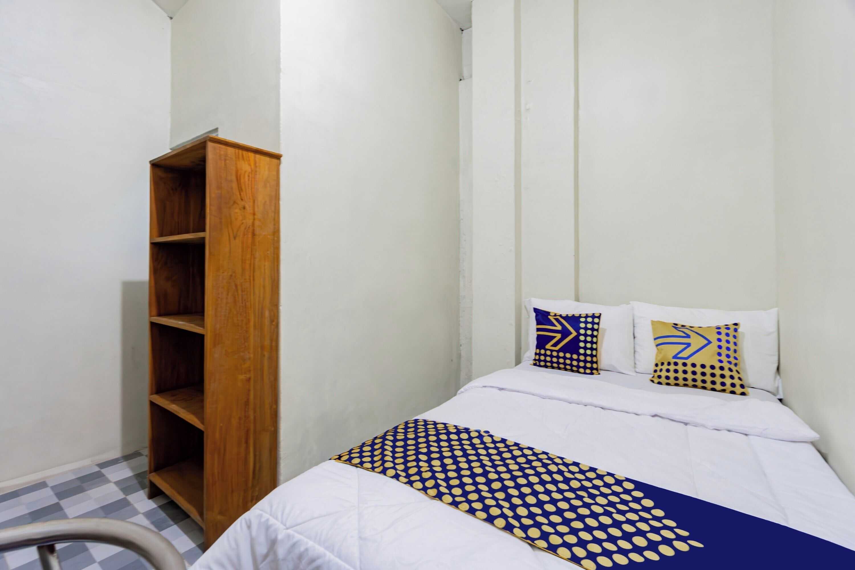Gift card for Spot ON 93967 Hasna Guest House Syariah Gift card for Spot ON 93967 Hasna Guest House Syariah