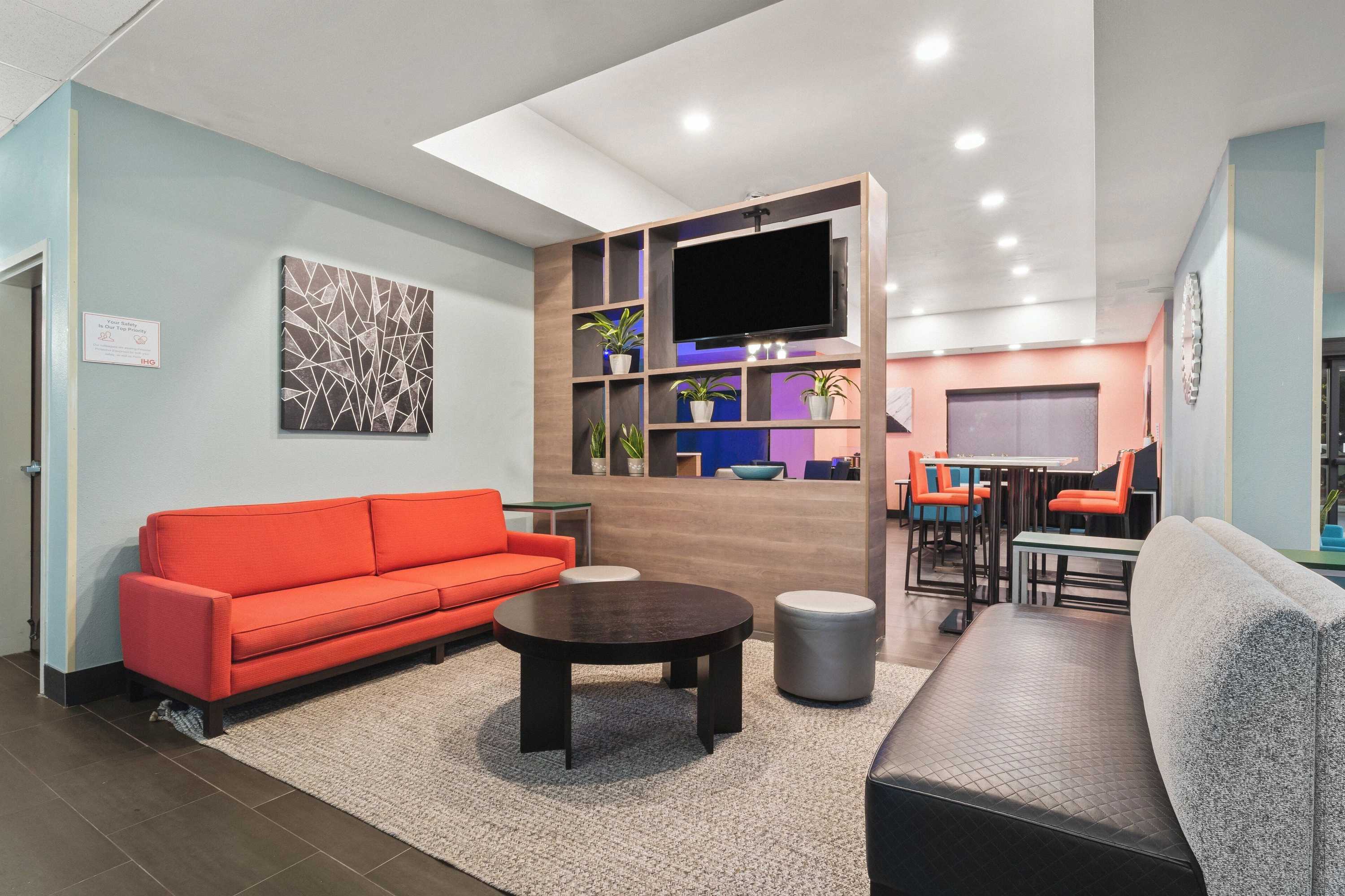 Gift card for Holiday Inn & Suites Bothell by Ihg Gift card for Holiday Inn & Suites Bothell by Ihg