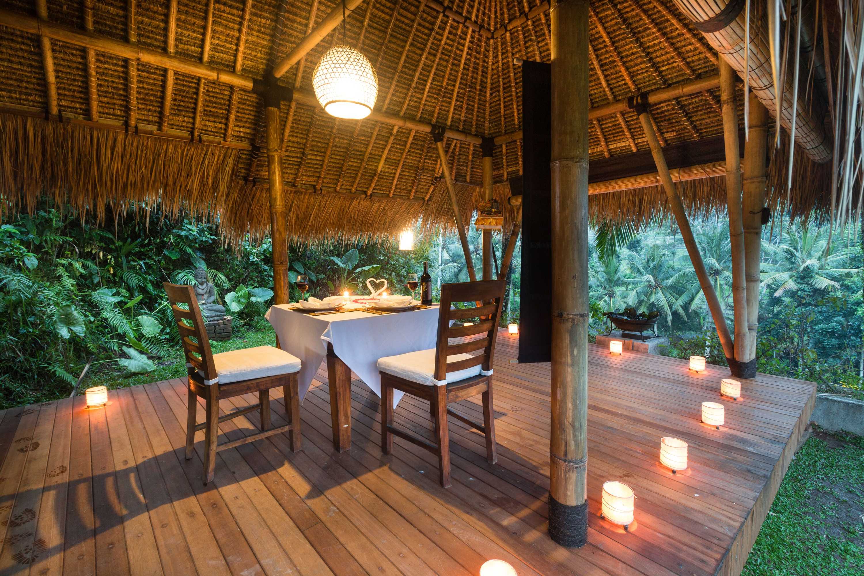 Gift card for Cepik Villa Sidemen by Agata