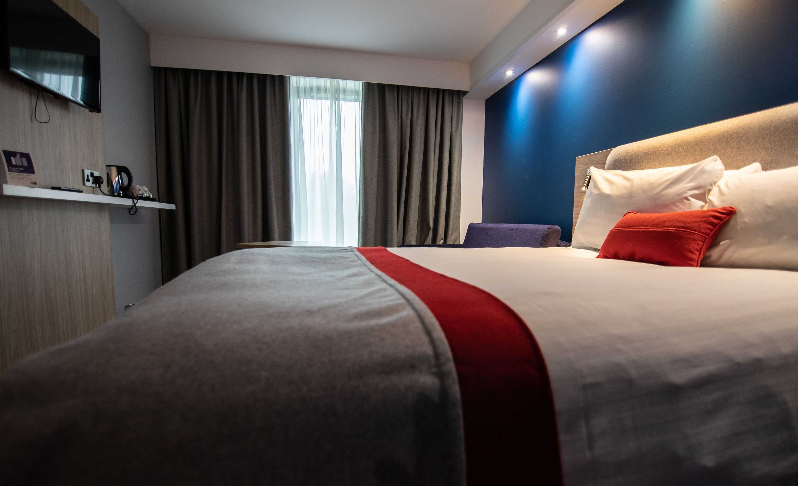 Gift card for Holiday Inn Express London Stansted Airport by Ihg Gift card for Holiday Inn Express London Stansted Airport by Ihg