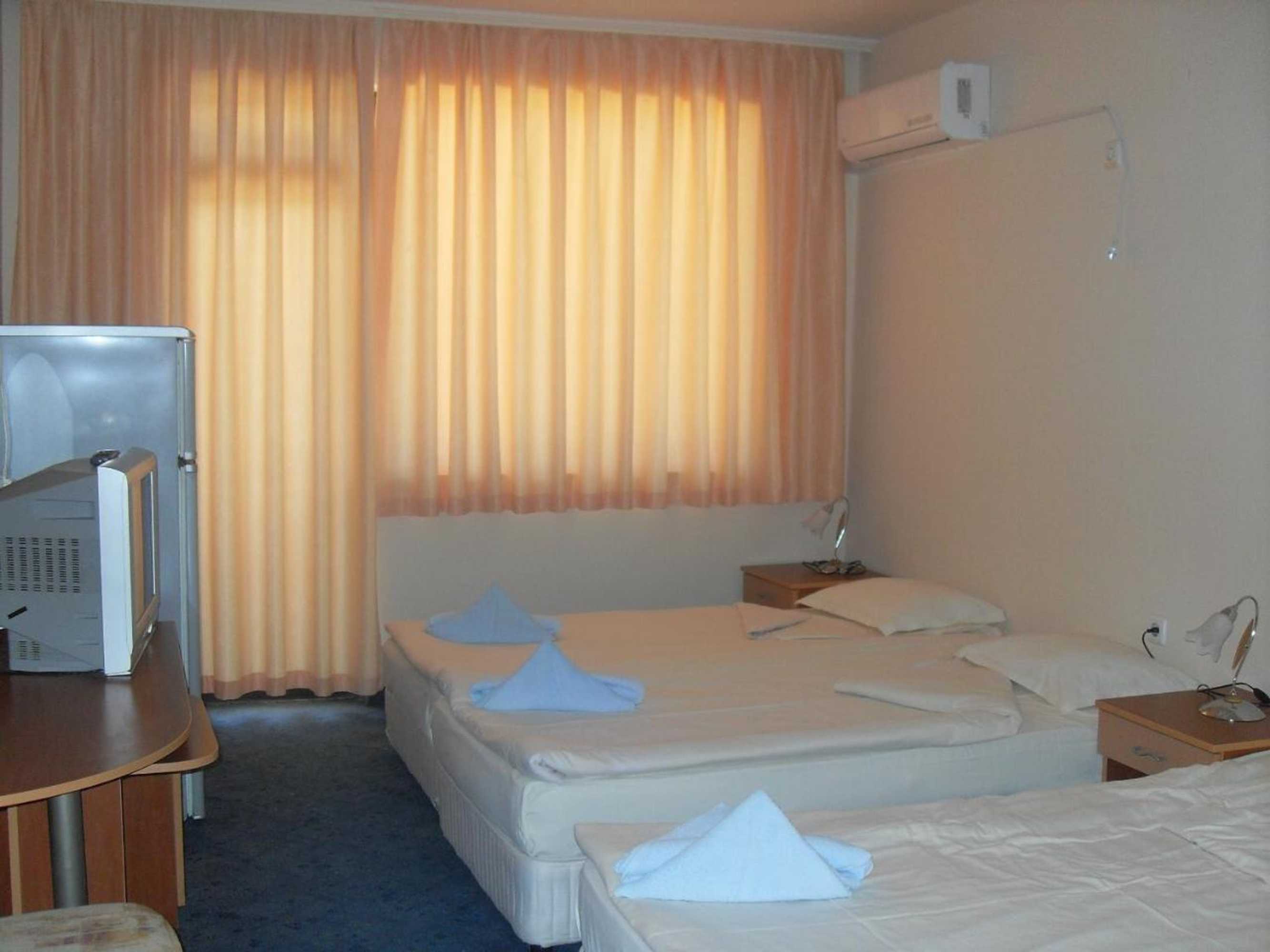 Gift card for Hotel Amigos