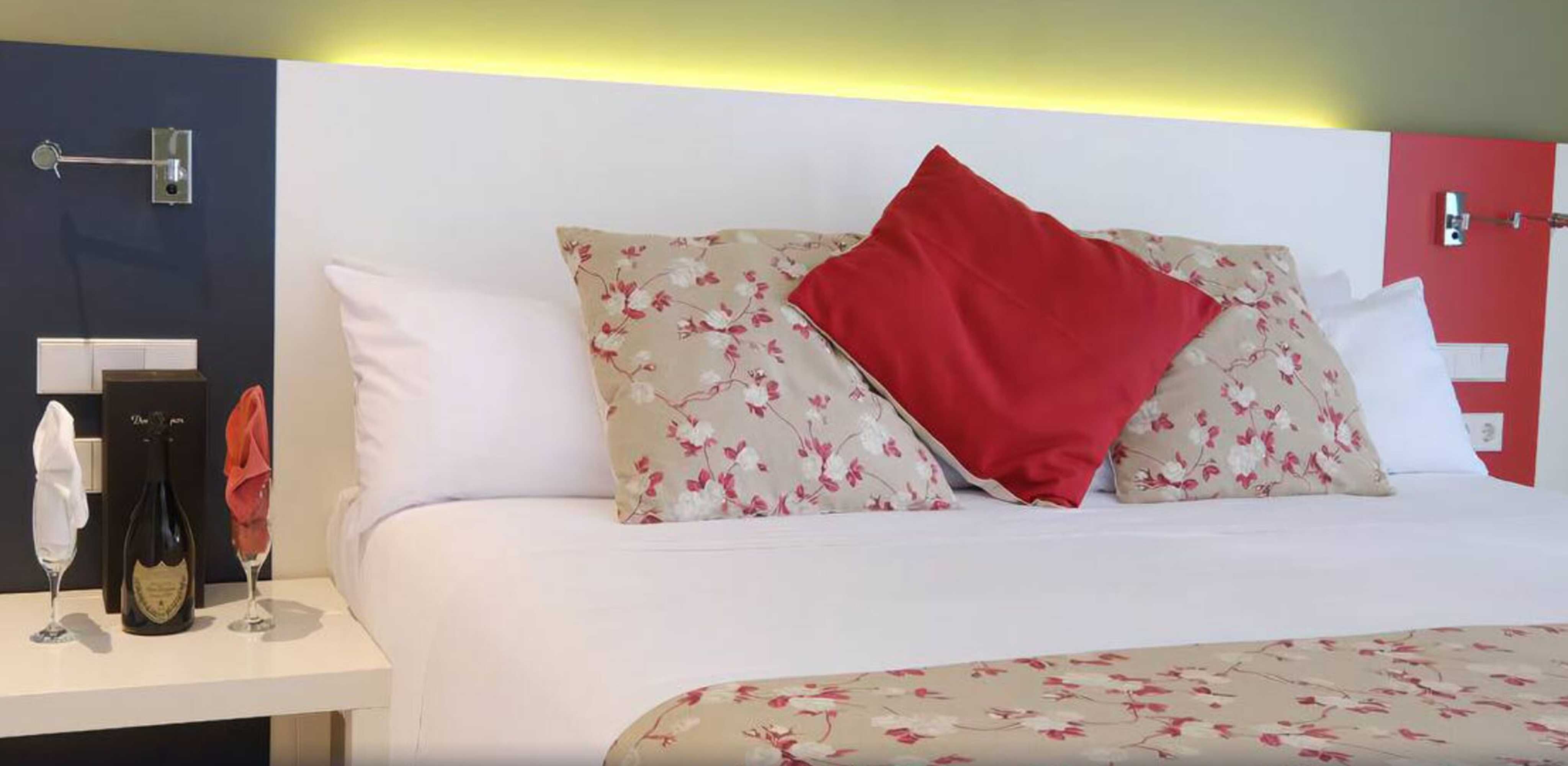 Gift card for Magno Suites Gift card for Magno Suites