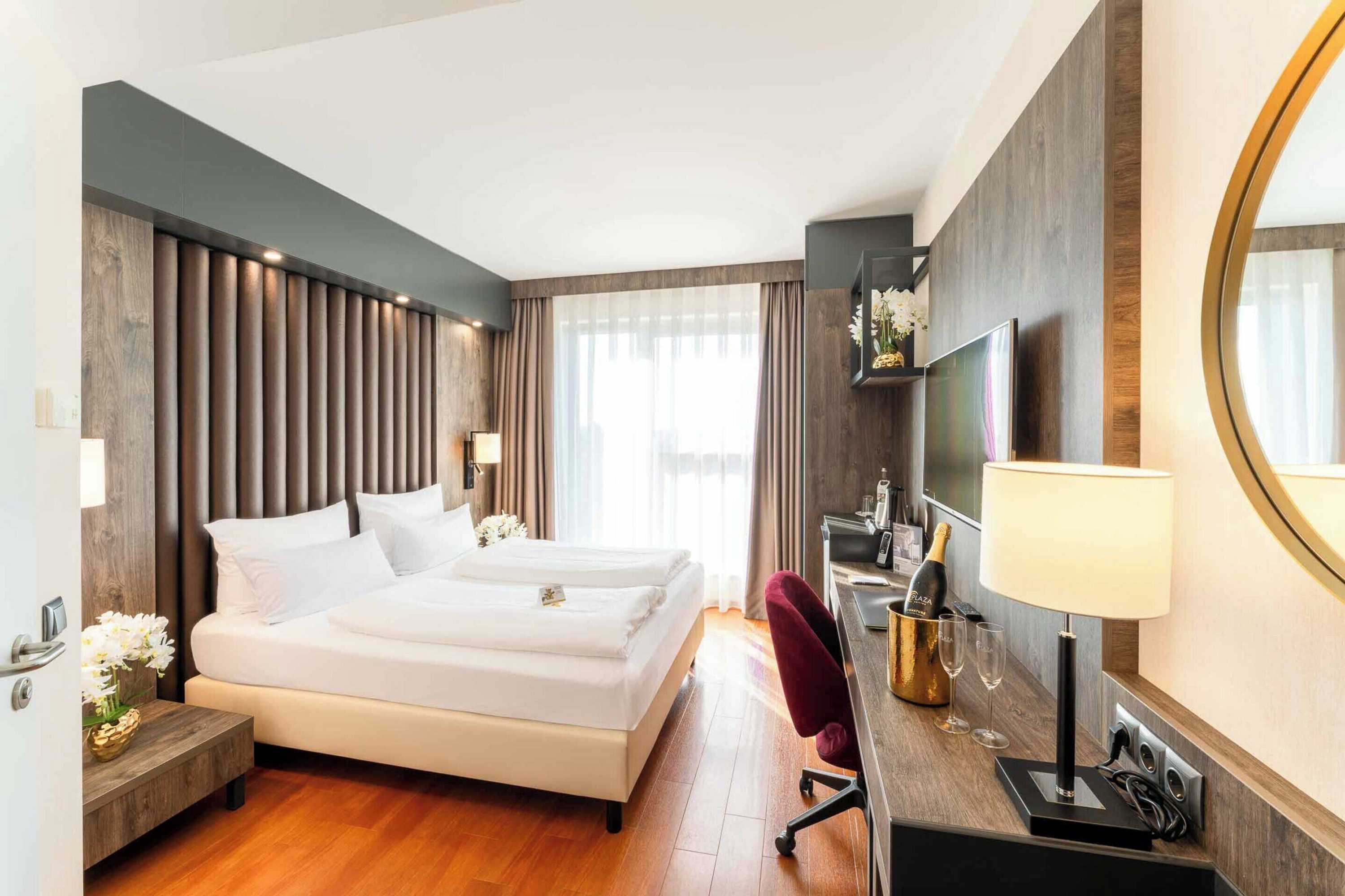 Gift card for Plaza Premium Karlsruhe Gift card for Plaza Premium Karlsruhe