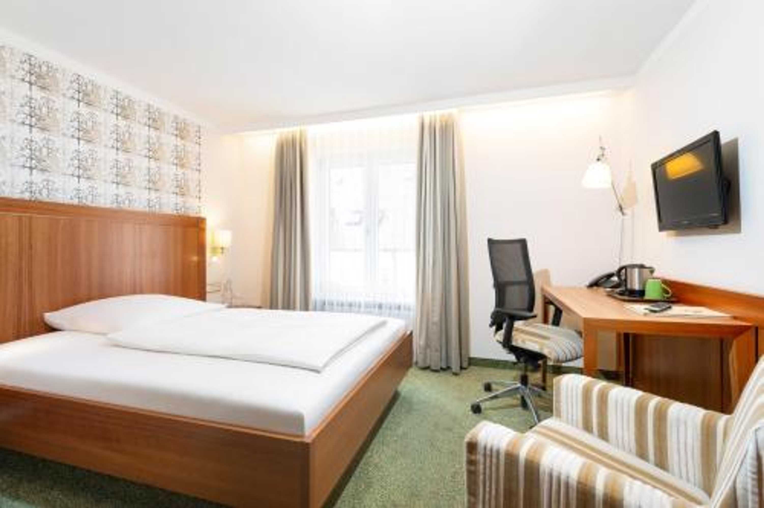 Gift card for Bayerischer Hof Gift card for Bayerischer Hof