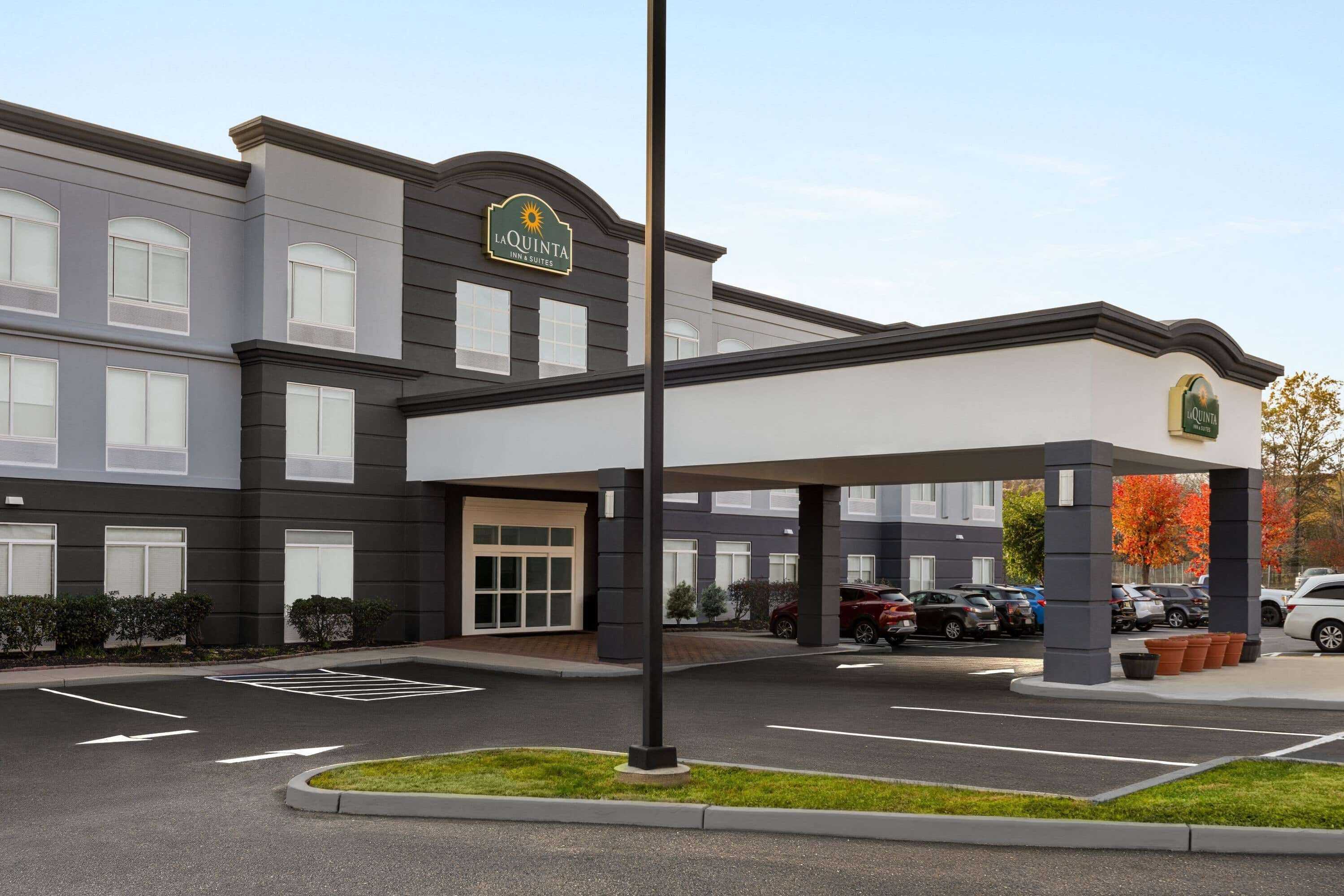 Gift card for La Quinta Inn & Suites by Wyndham Mt. Laurel - Philadelphia Gift card for La Quinta Inn & Suites by Wyndham Mt. Laurel - Philadelphia