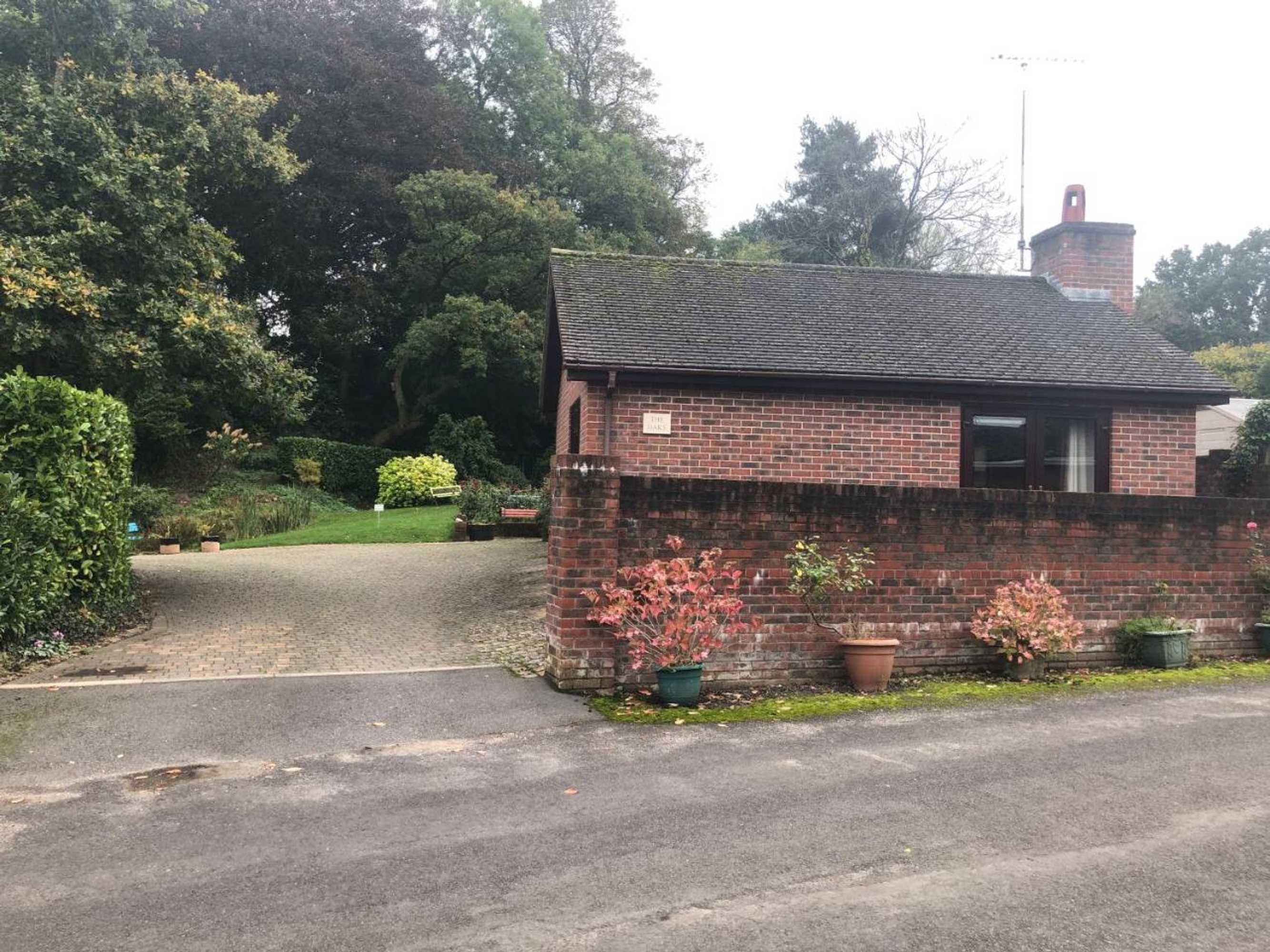 Gift card for The Oaks