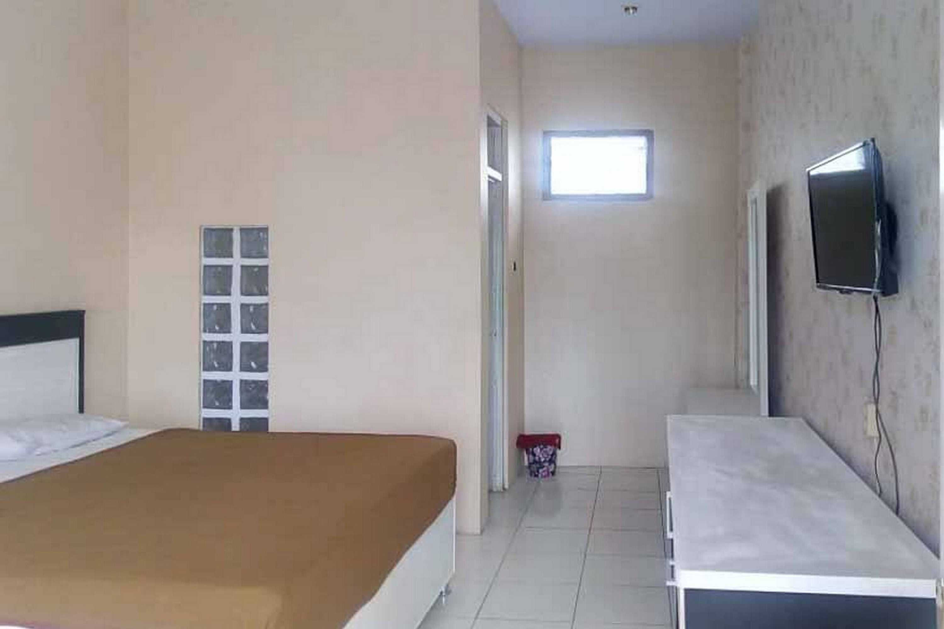 Gift card for Reddoorz Syariah @ Hotel Kencana Tasikmalaya Gift card for Reddoorz Syariah @ Hotel Kencana Tasikmalaya